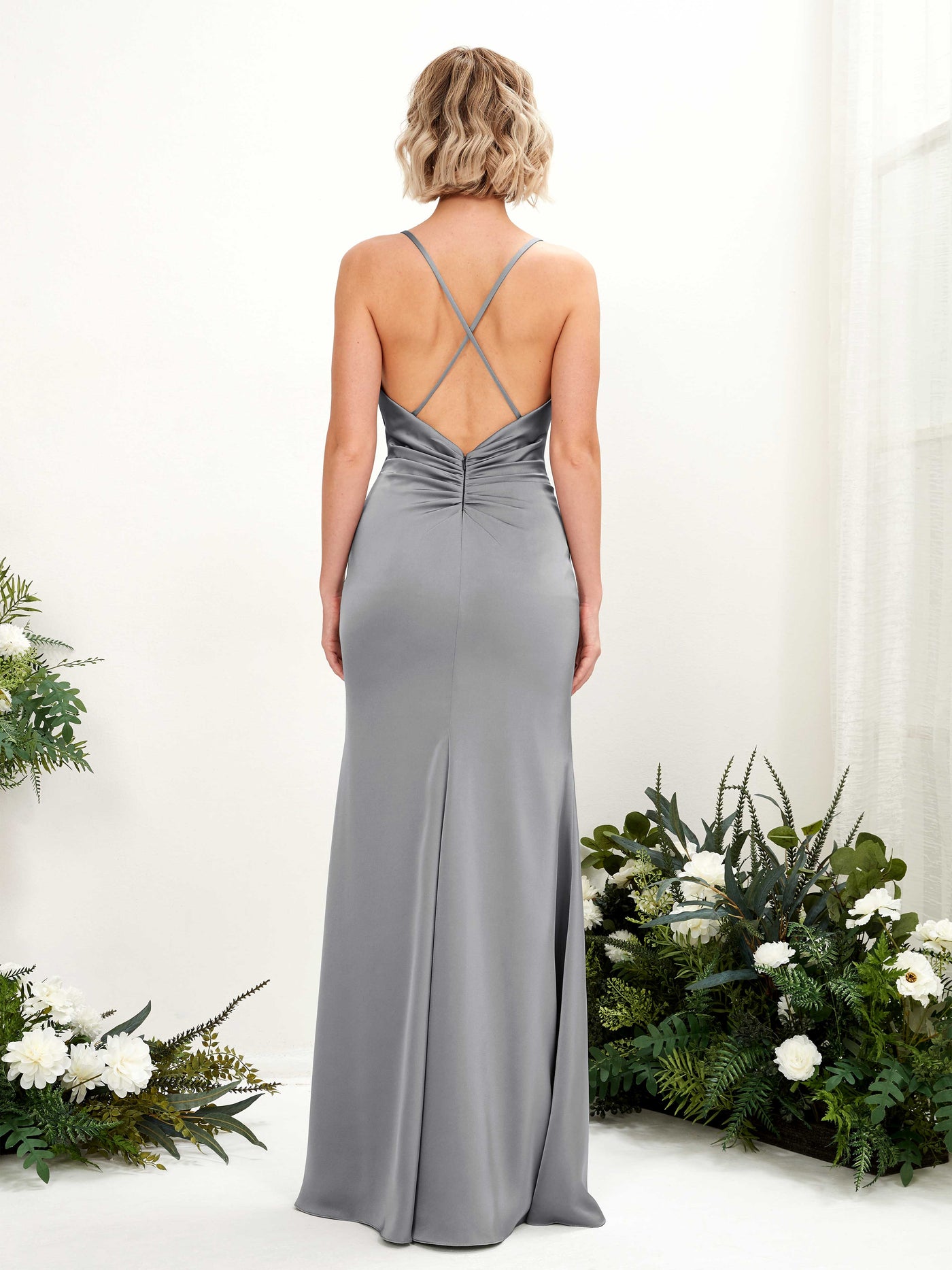 Carlyna Col bénitier Longueur ras du sol Satin Robe demoiselle d'honneur Gris Acier #couleur_gris-acier
