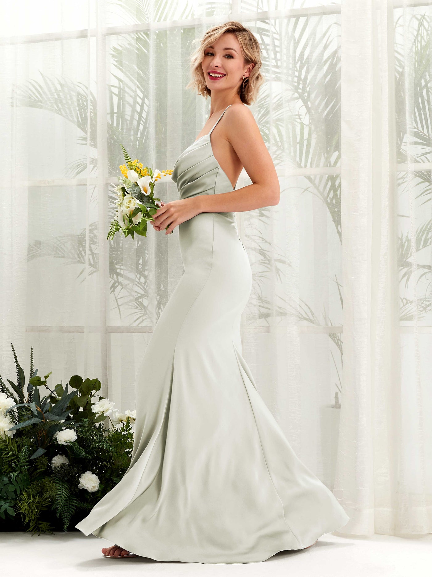 Carlyna Col bénitier Longueur ras du sol Satin Robe demoiselle d'honneur Ivoire #couleur_ivoire