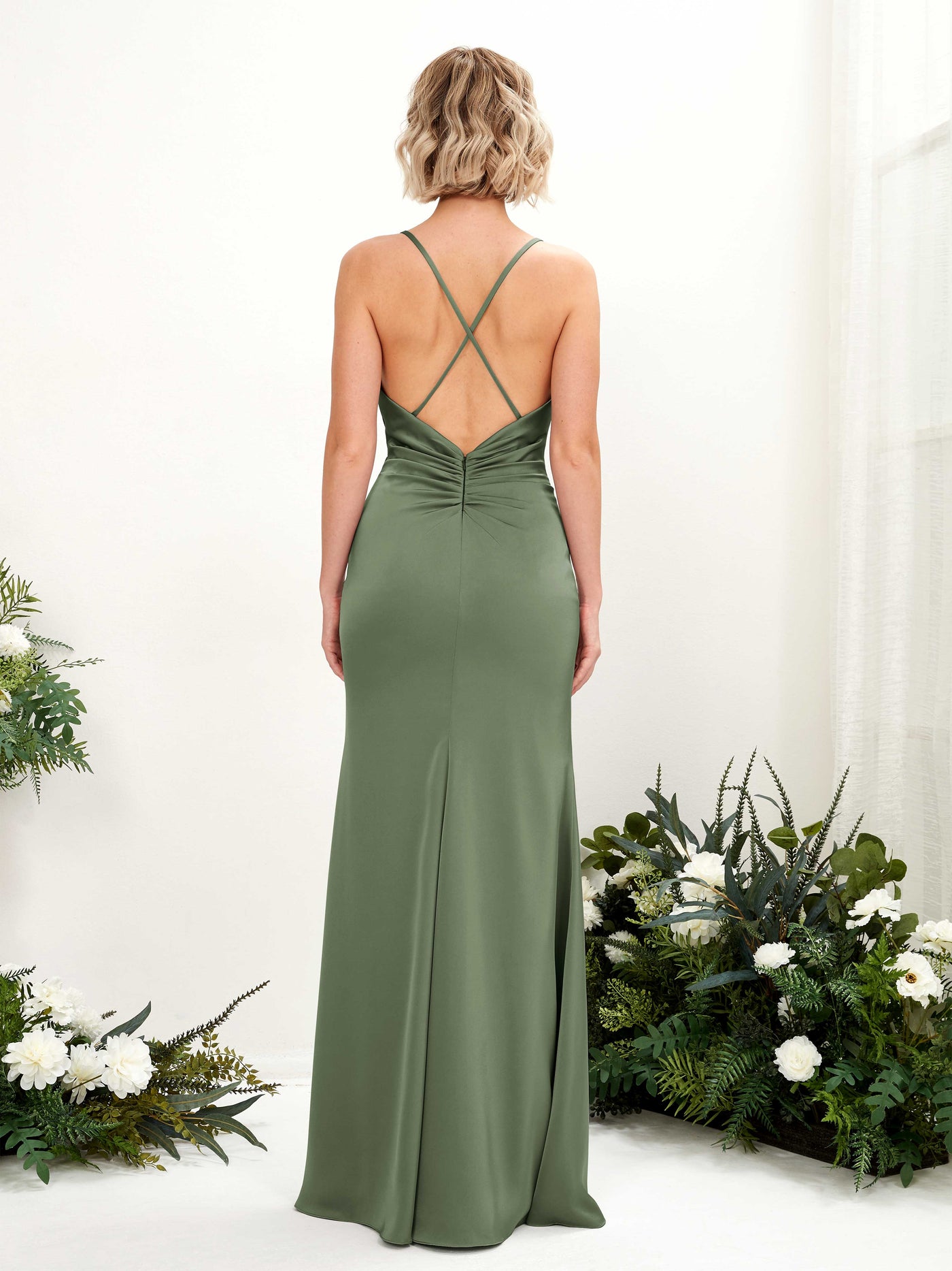 Carlyna Col bénitier Longueur ras du sol Satin Robe demoiselle d'honneur Olive #couleur_olive
