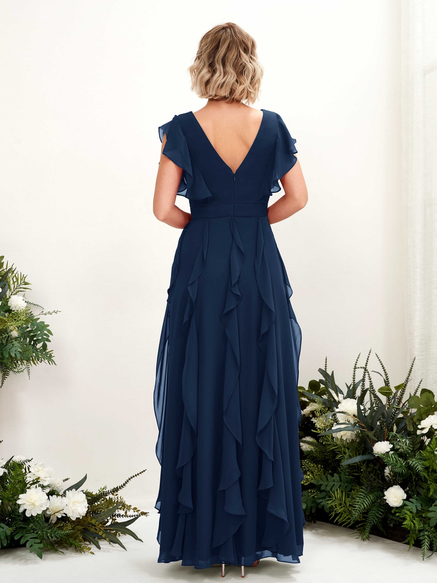 Carlyna Col V Longueur Ras du Sol Froncé Robe de Demoiselle d'Honneur Bleu Marine #couleur_bleu-marine