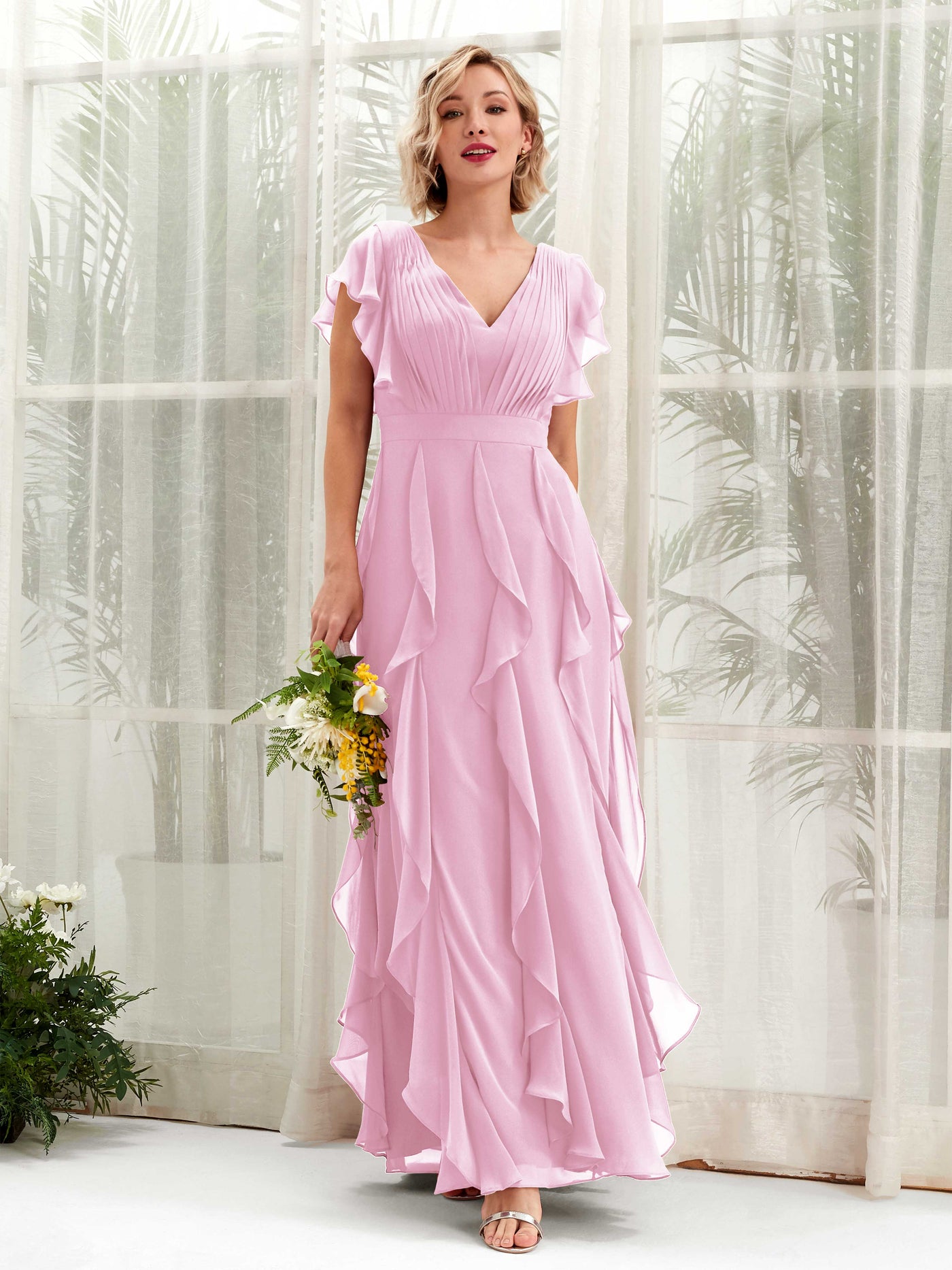 Carlyna Col V Longueur Ras du Sol Froncé Robe de Demoiselle d'Honneur Rose Bonbon #couleur_rose-bonbon