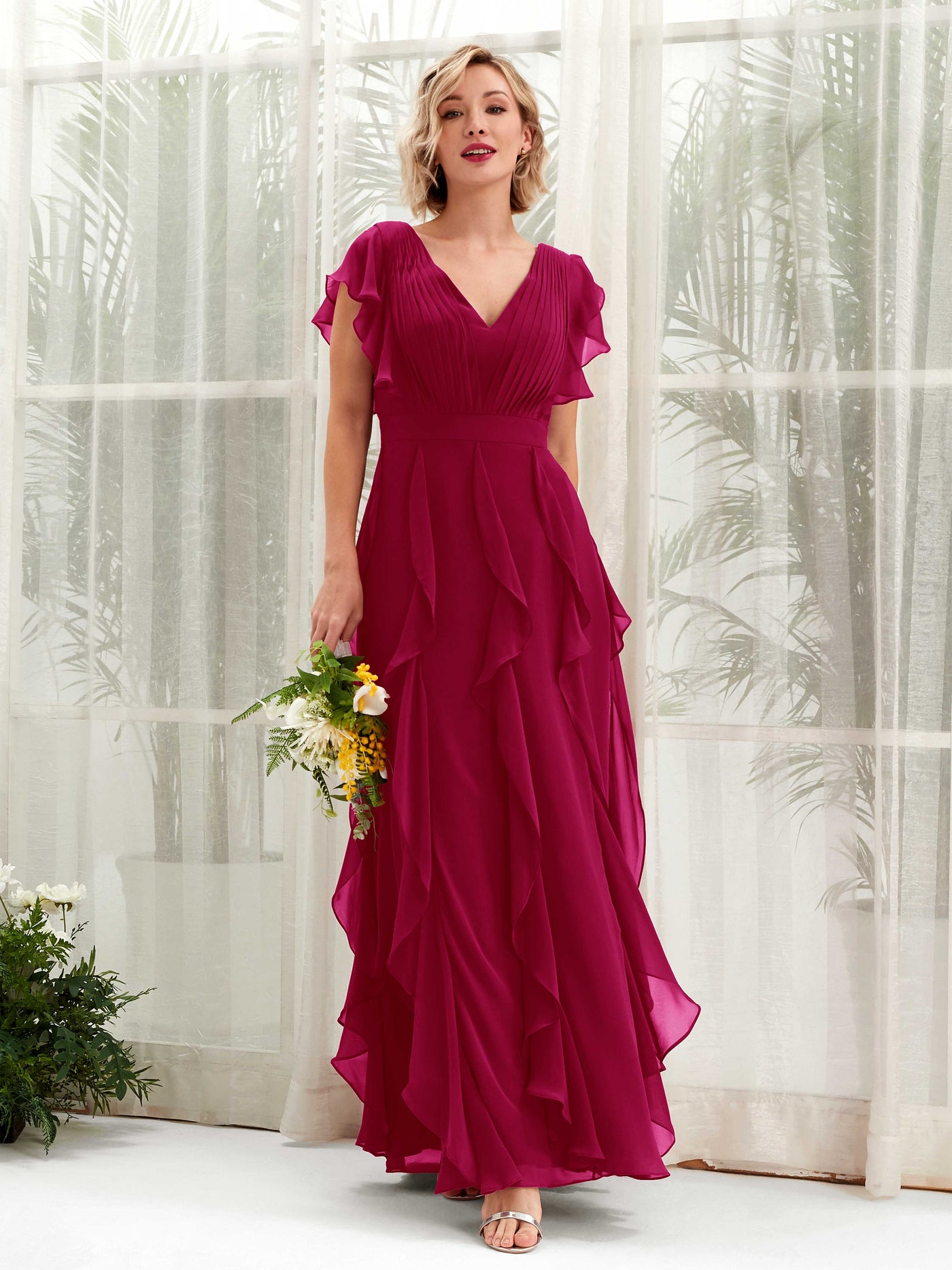 Carlyna Col V Longueur Ras du Sol Froncé Robe de Demoiselle d'Honneur Rouge Bouffon #couleur_rouge-bouffon