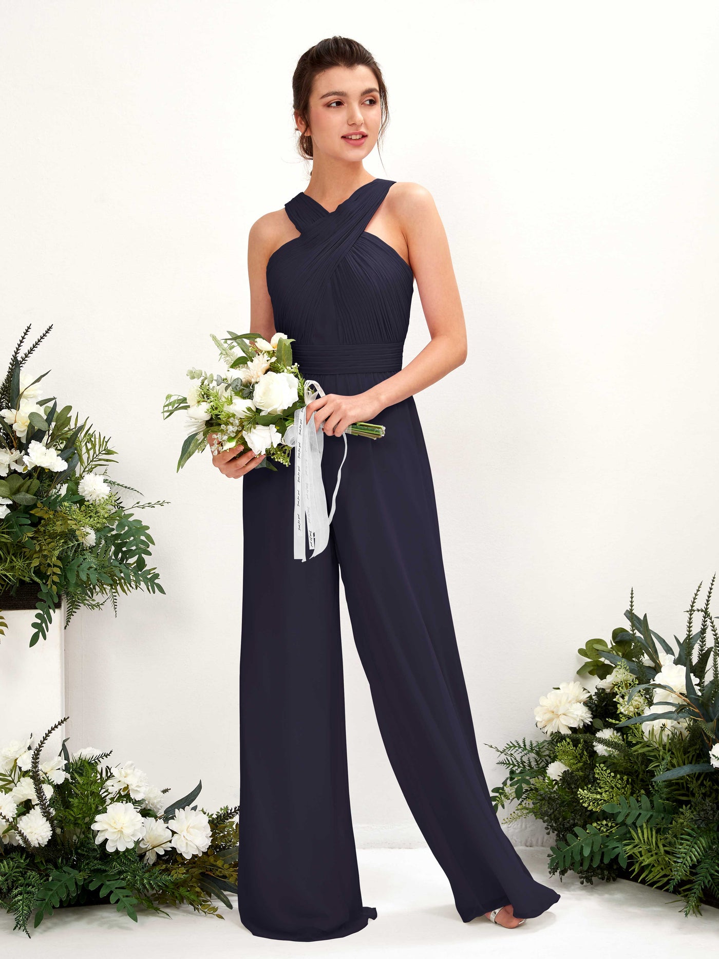 Carlyna Combinaison Encolure croisée Longueur ras du sol Mousseline froncé Robes de demoiselle d'honneur Bleu Marine Foncé #couleur_bleu-marine-fonc