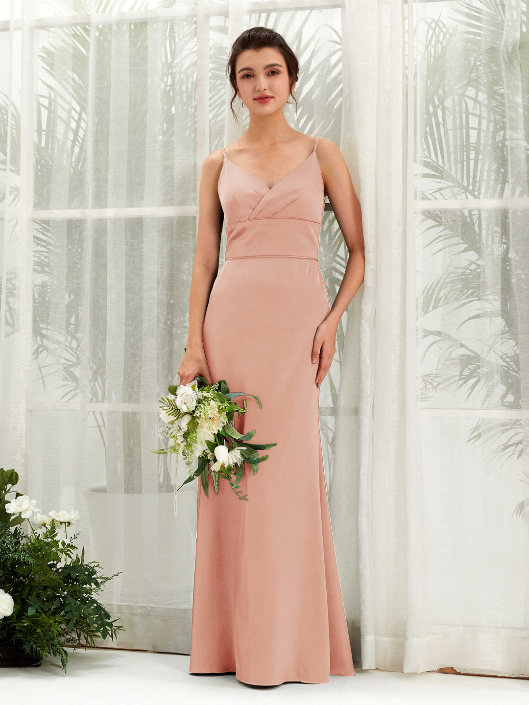 Carlyna Empire Col V Longueur Ras du Sol Satin Robe de Demoiselle d&
