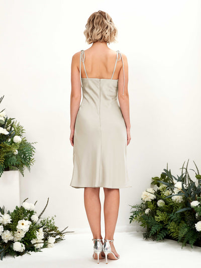 Carlyna Fourreau col bénitier longueur genou robe de demoiselle d'honneur Champagne #couleur_champagne