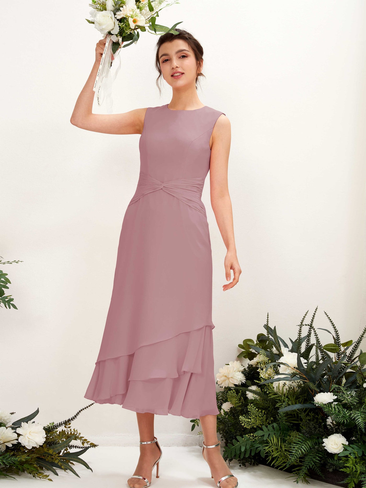Carlyna Fourreau Col rond Longueur mollet Mousseline Robe de demoiselle d'honneur Mauve Vintage #couleur_mauve-vintage