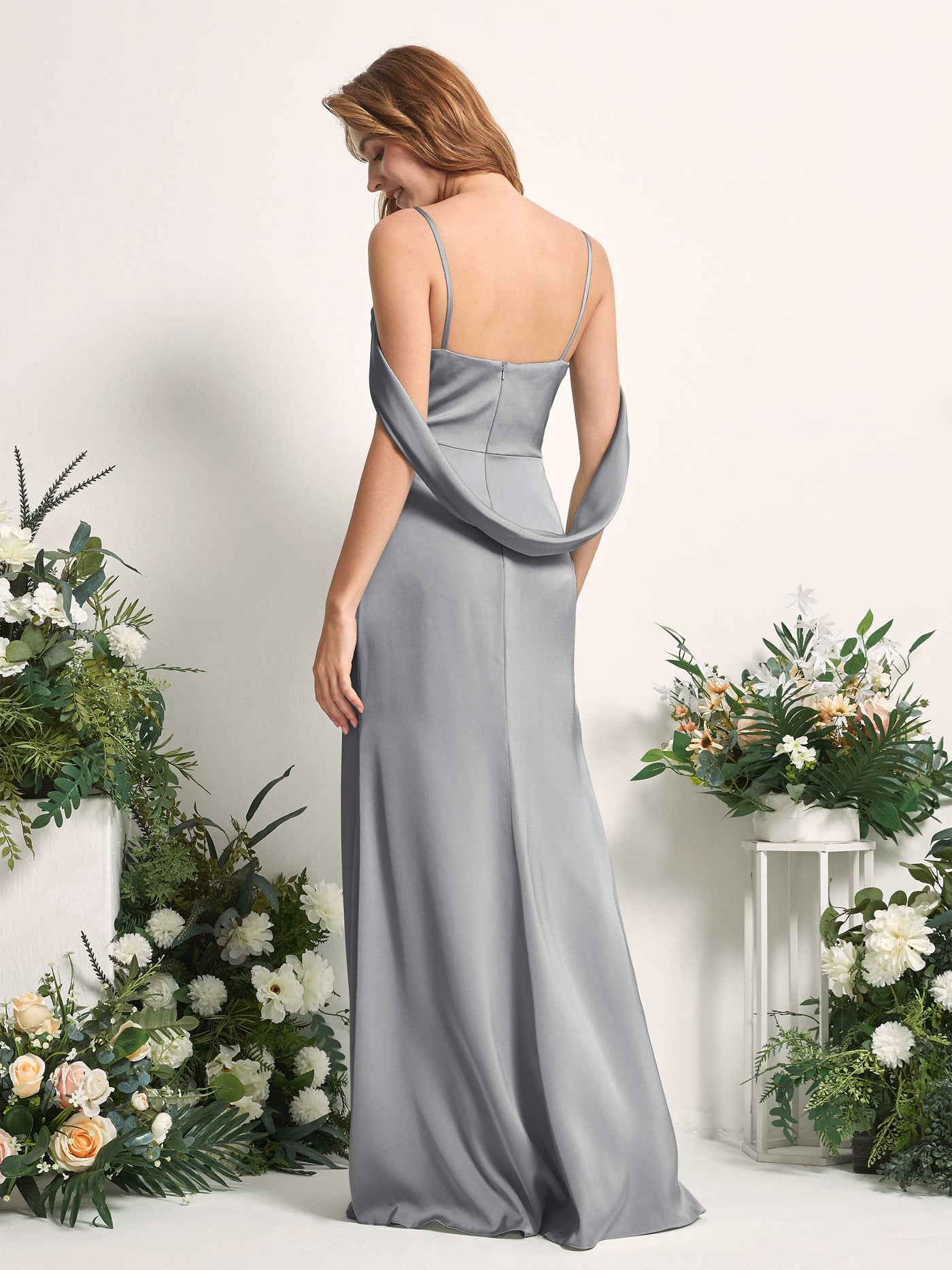 Carlyna Fourreau Col V Longueur ras du sol Robes de demoiselle d'honneur Gris Acier #couleur_gris-acier