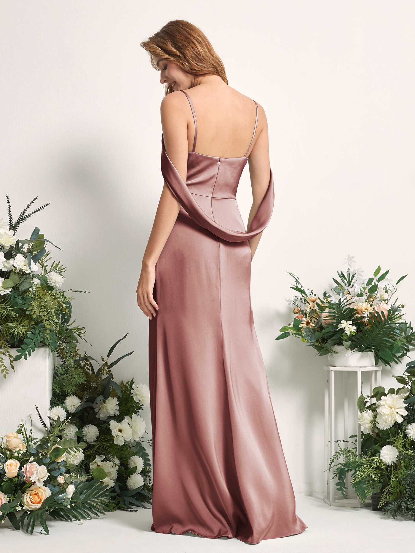 Carlyna Fourreau Col V Longueur ras du sol Robes de demoiselle d'honneur Rose Du Désert #couleur_rose-du-d-sert