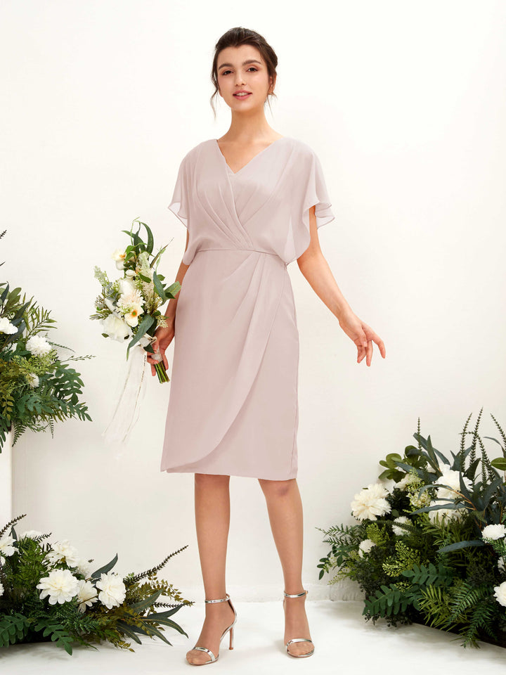 Carlyna Fourreau Col V Manches Cape longueur genou Mousseline Robes de demoiselle d&
