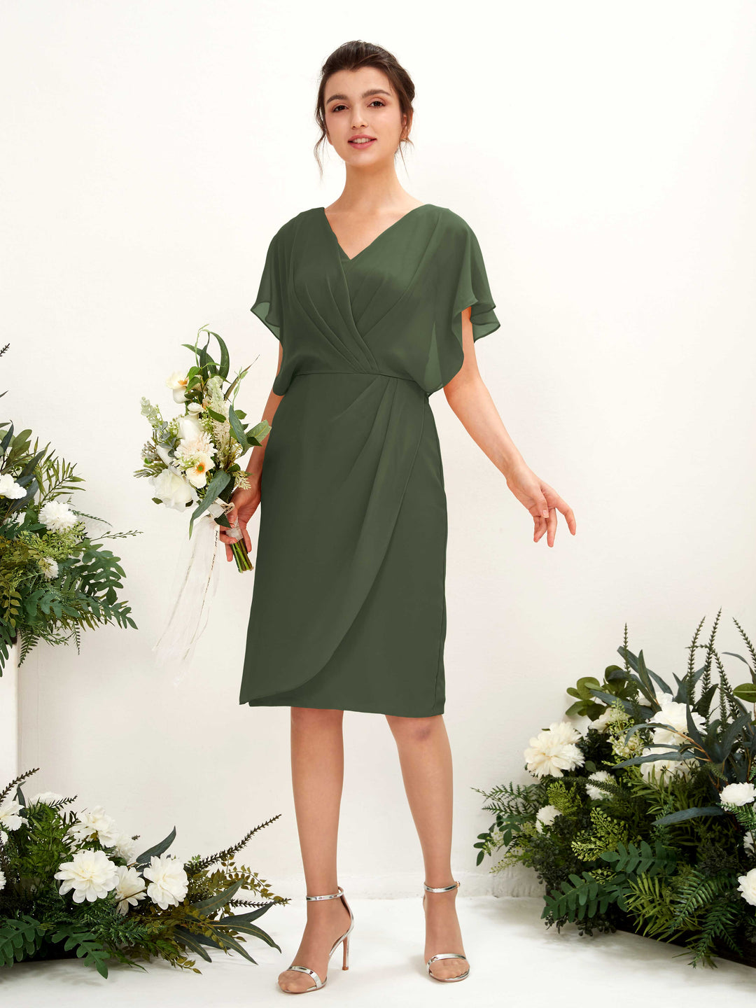 Carlyna Fourreau Col V Manches Cape longueur genou Mousseline Robes de demoiselle d&