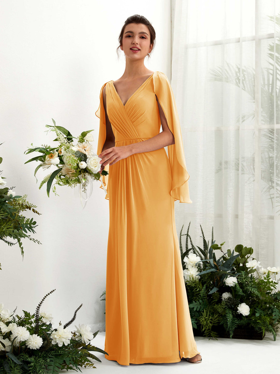 Carlyna Fourreau Col V Manches Cape Mousseline Robe de demoiselle d&