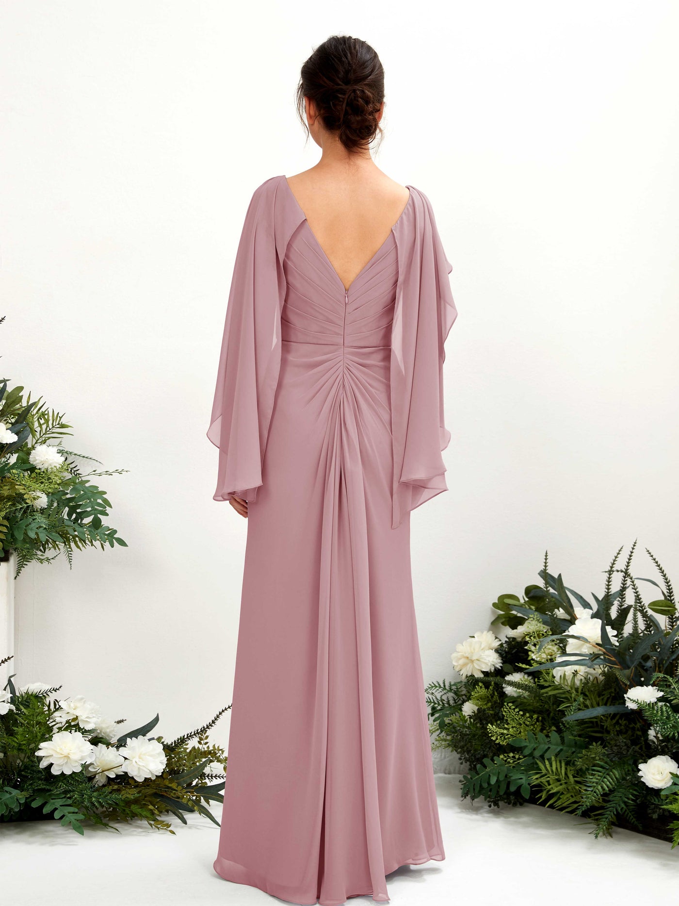 Carlyna Fourreau Col V Manches Cape Mousseline Robe de demoiselle d'honneur Mauve Vintage #couleur_mauve-vintage