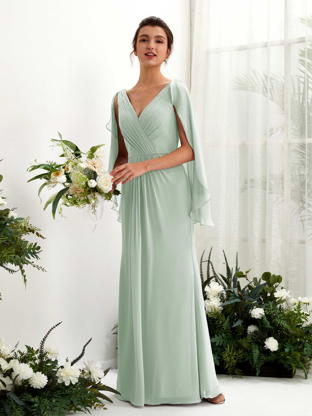 Carlyna Fourreau Col V Manches Cape Mousseline Robe de demoiselle d&