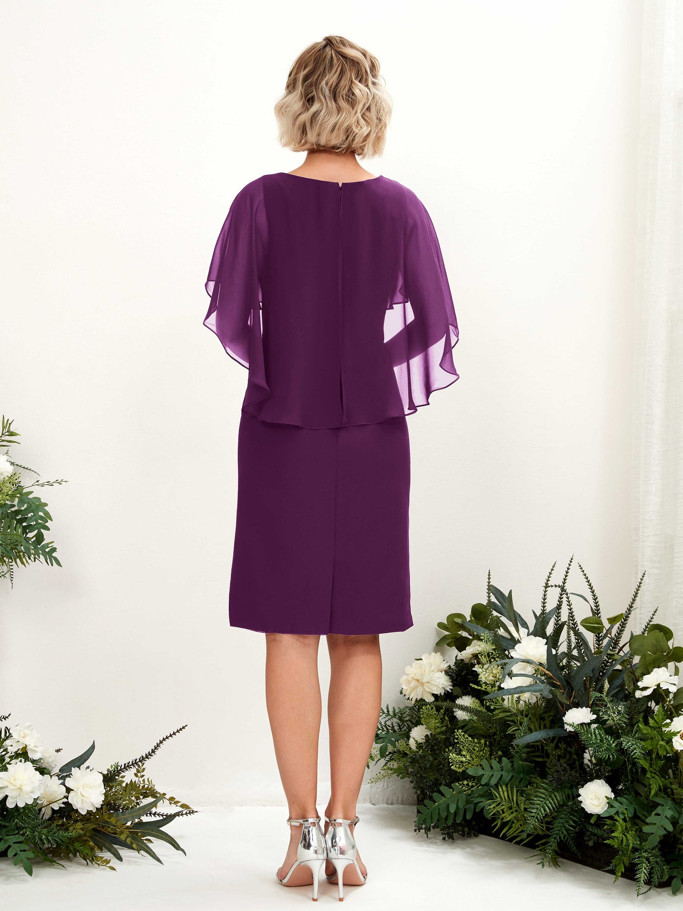 Carlyna Fourreau Col V Manches Cape Robe à genou Mousseline Pourpre #couleur_pourpre
