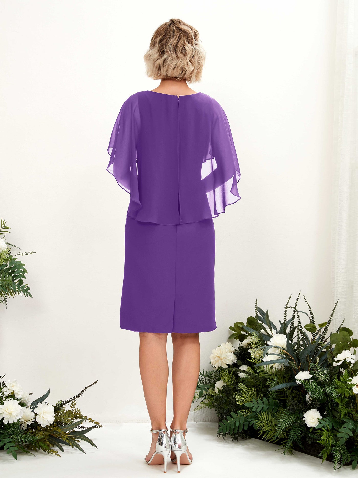 Carlyna Fourreau Col V Manches Cape Robe à genou Mousseline Régence #couleur_r-gence
