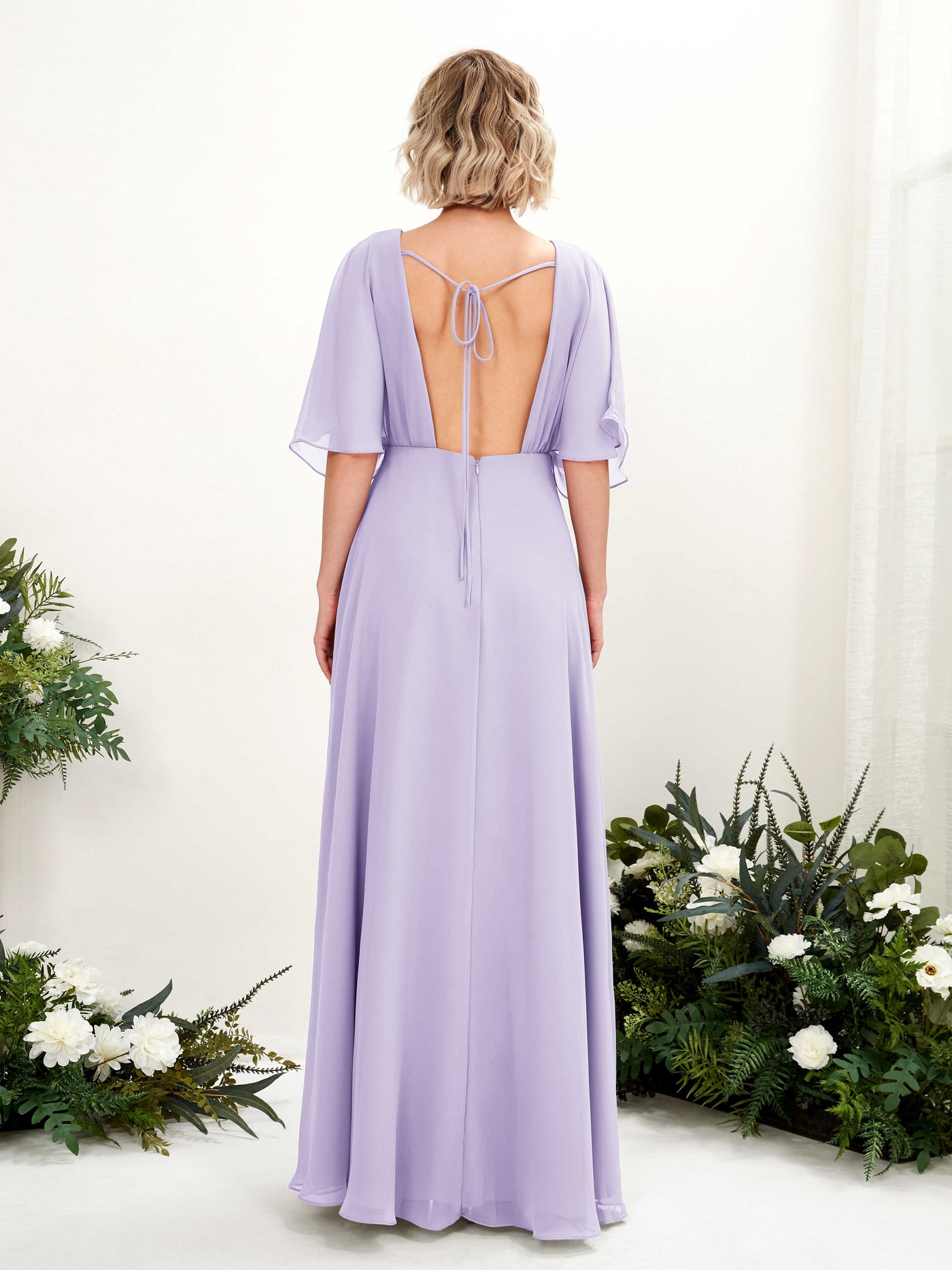 Carlyna Fourreau Col V Manches Courtes Robe de demoiselle d'honneur Longueur ras du sol Lilas #couleur_lilas