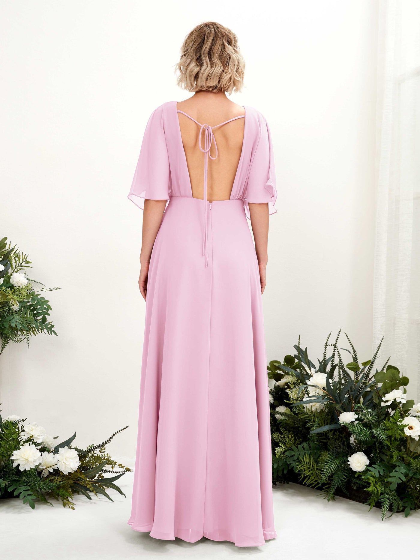 Carlyna Fourreau Col V Manches Courtes Robe de demoiselle d'honneur Longueur ras du sol Rose Bonbon #couleur_rose-bonbon