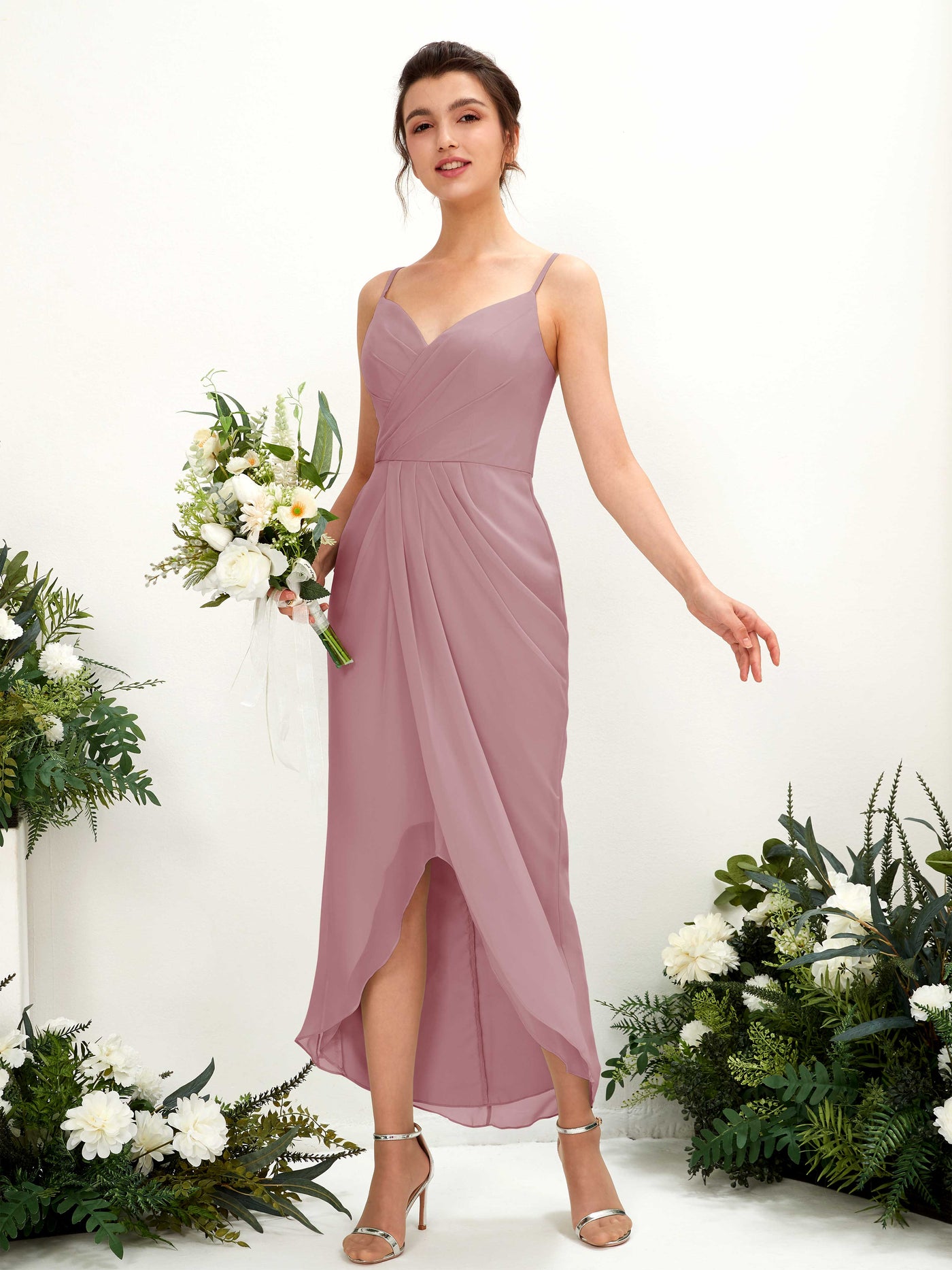 Carlyna Fourreau Longueur mollet Col V froncé robe de demoiselle d'honneur Mauve Vintage #couleur_mauve-vintage