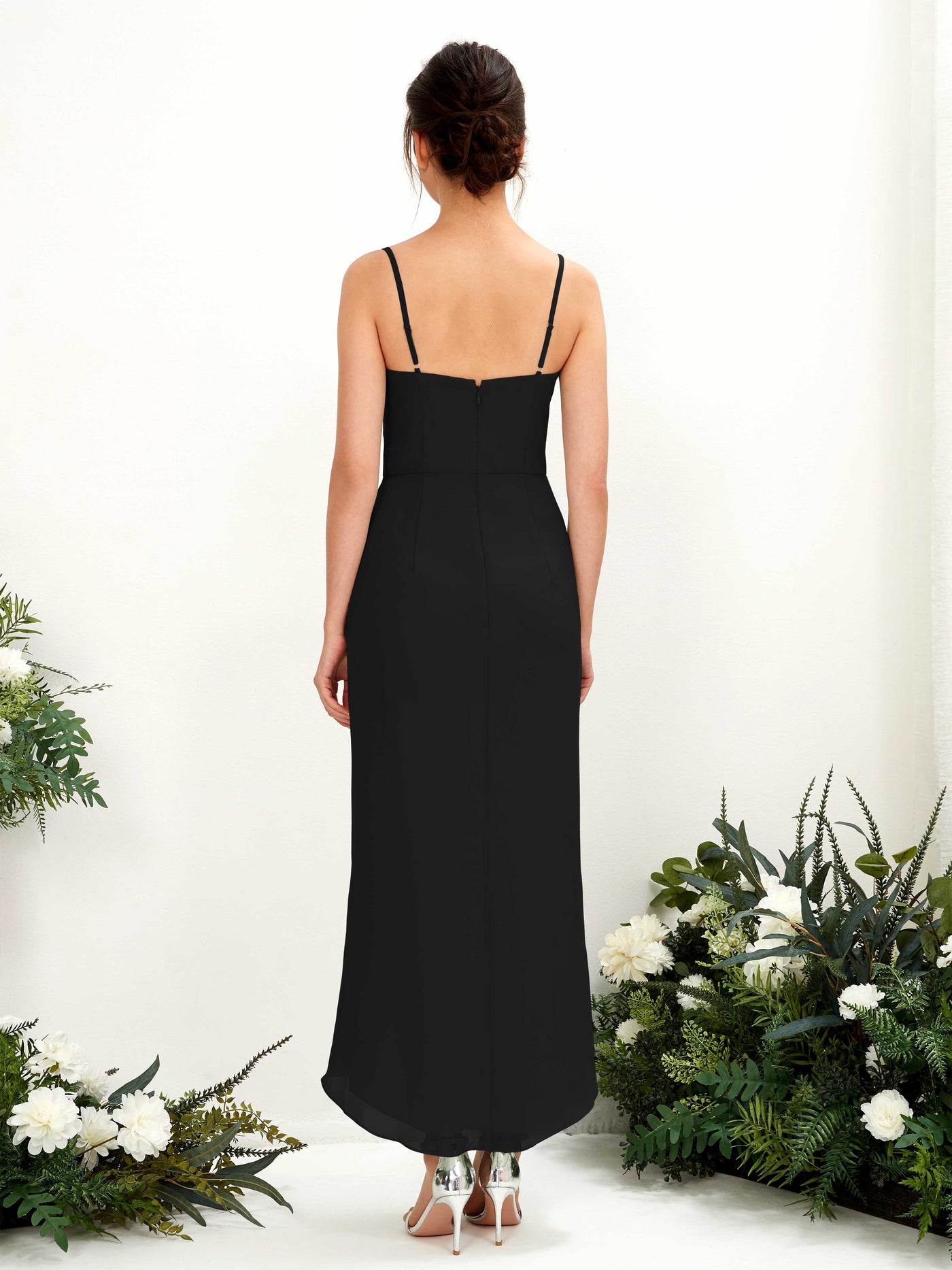 Carlyna Fourreau Longueur mollet Col V froncé robe de demoiselle d'honneur Noir #couleur_noir
