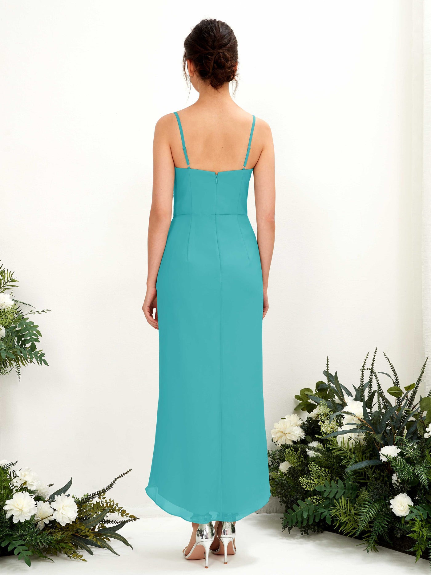 Carlyna Fourreau Longueur mollet Col V froncé robe de demoiselle d'honneur Turquoise #couleur_turquoise