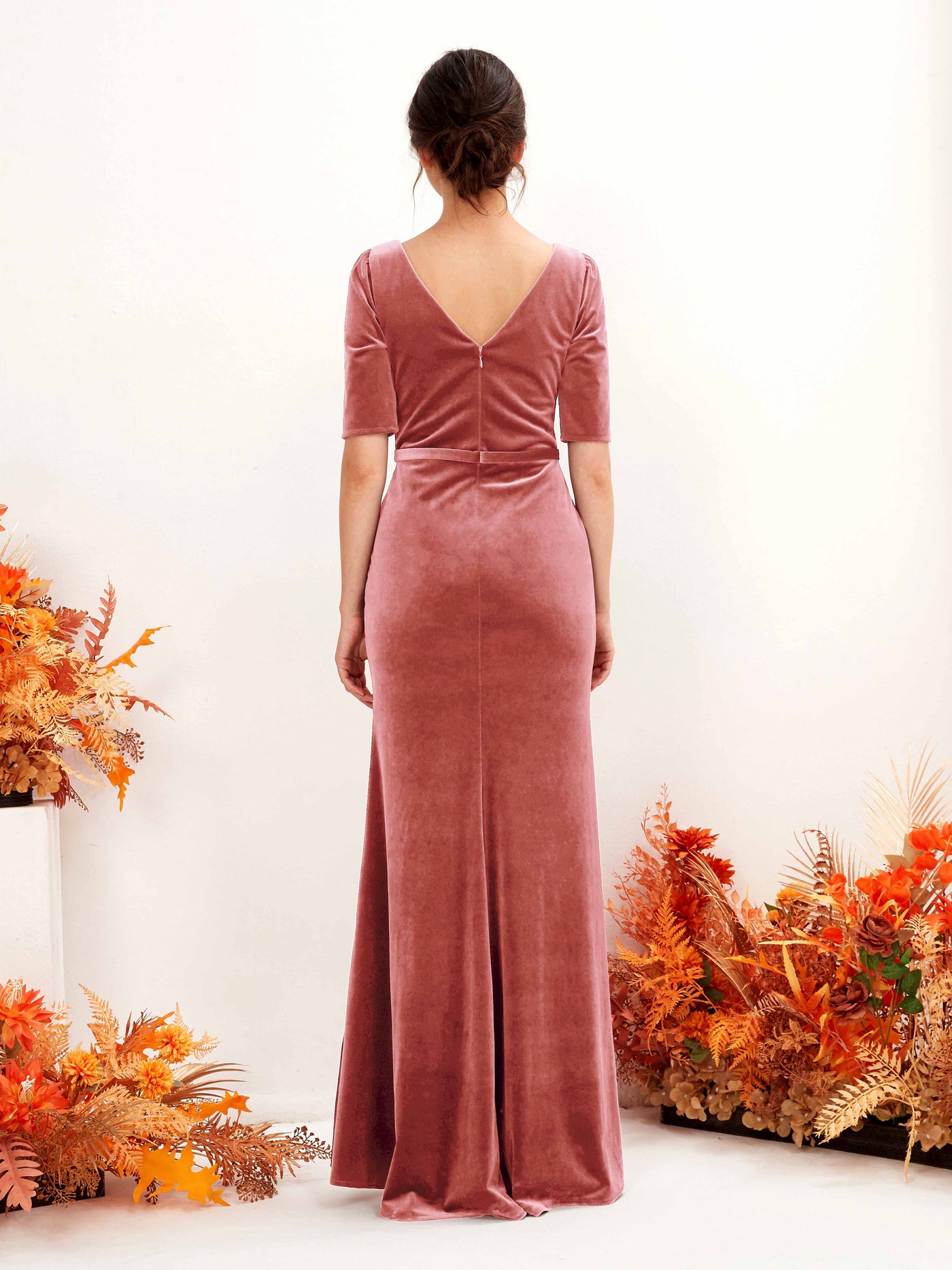 Carlyna Fourreau Longueur ras du sol Col V Manches mi-longues Velours Robe de demoiselle d'honneur Rose Poussiéreux #couleur_rose-poussi-reux