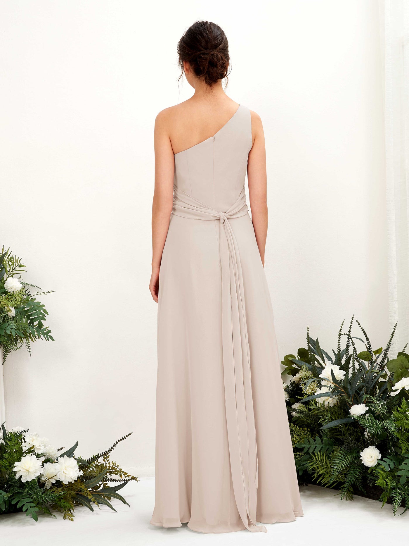 Carlyna Fourreau Longueur ras du sol Décolleté Asymétrique avec Fente Mousseline Robes de demoiselle d'honneur Champagne #couleur_champagne