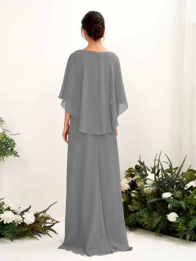Carlyna Fourreau Silhouette Encolure bateau Cape Robes de demoiselle d'honneur Gris Acier #couleur_gris-acier