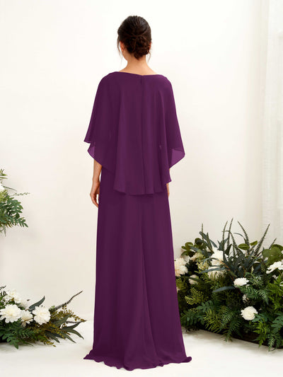 Carlyna Fourreau Silhouette Encolure bateau Cape Robes de demoiselle d'honneur Pourpre #couleur_pourpre