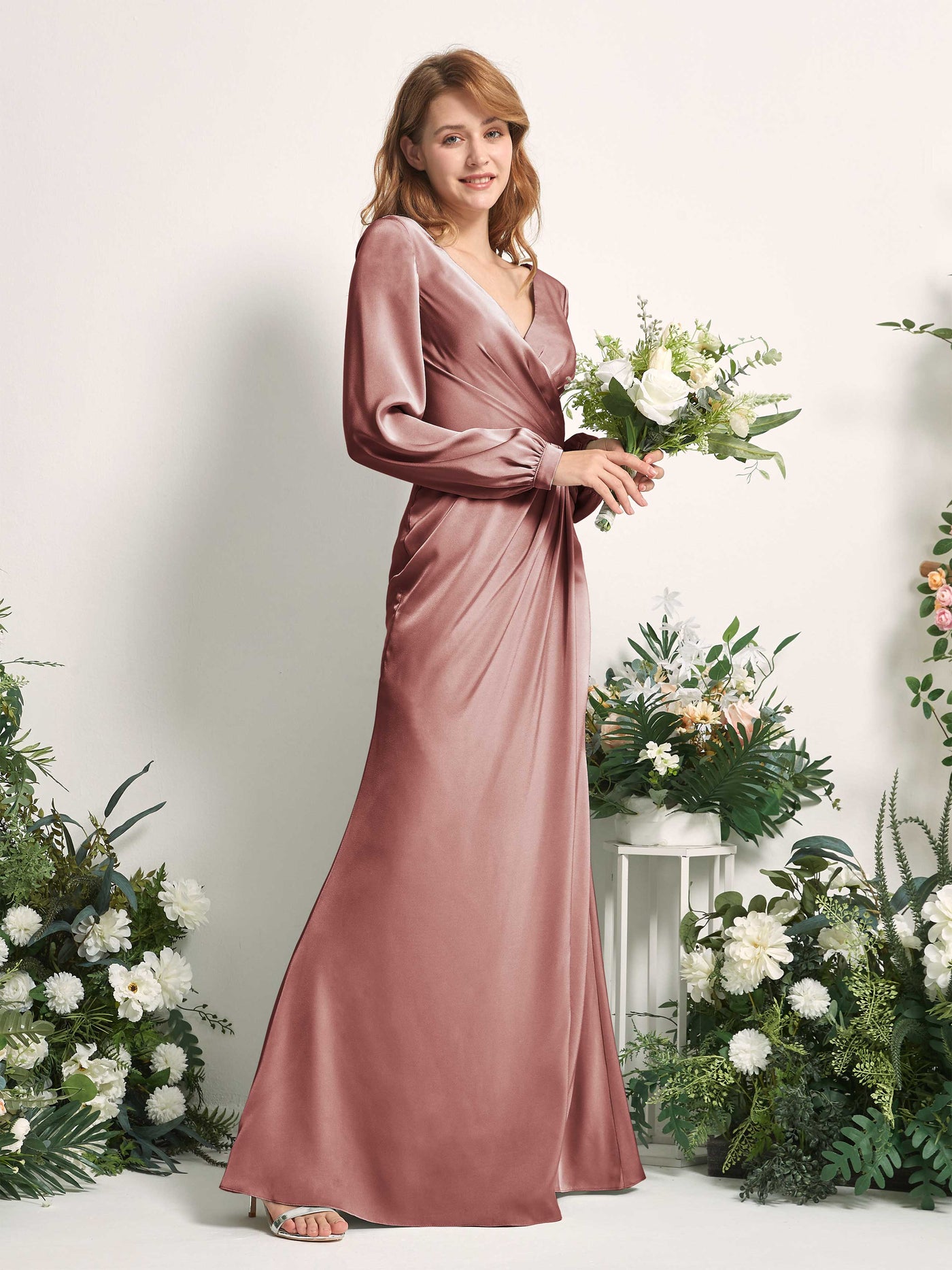 Carlyna Fourreau Sirène Col V Manches Longues Robes de demoiselle d'honneur Rose Du Désert #couleur_rose-du-d-sert