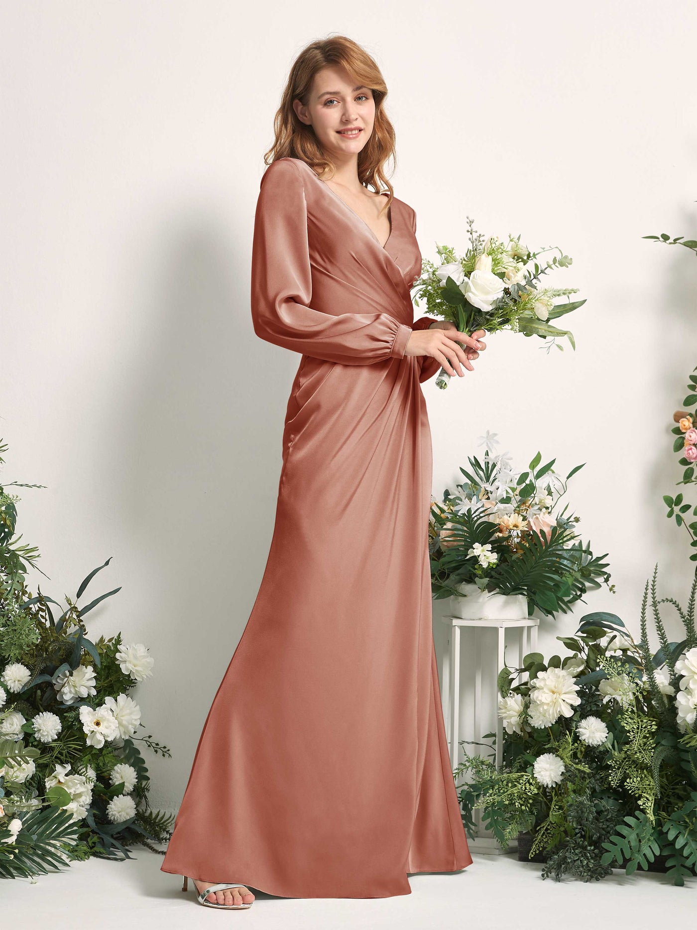 Carlyna Fourreau Sirène Col V Manches Longues Robes de demoiselle d'honneur Terre De Sienne Brute #couleur_terre-de-sienne-brute