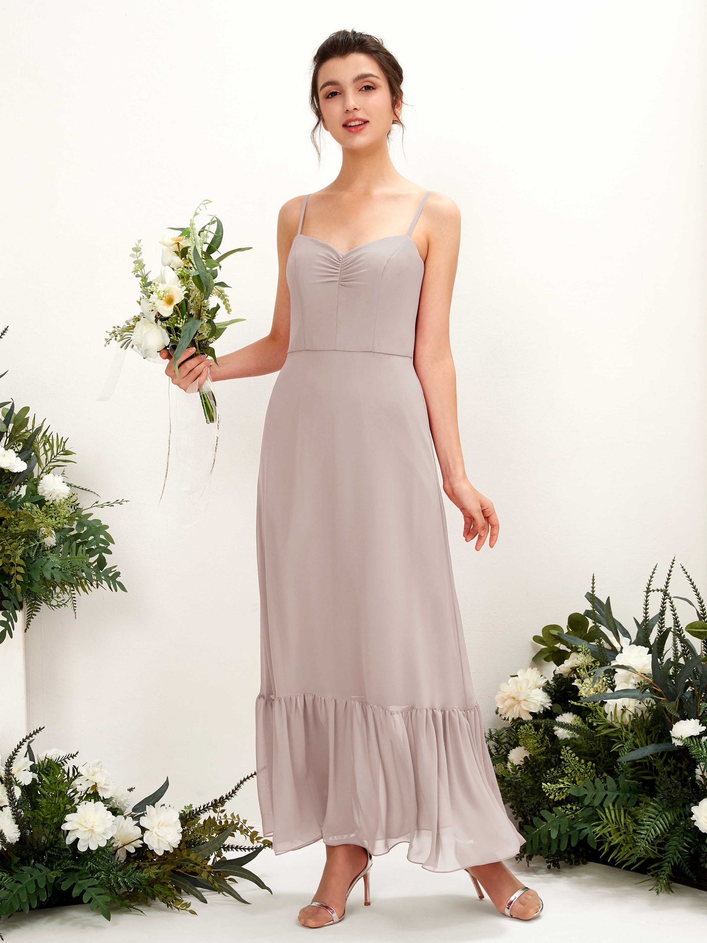 Carlyna Robe de demoiselle d'honneur Empire Bretelles spaghetti Longueur ras du sol Taupe #couleur_taupe
