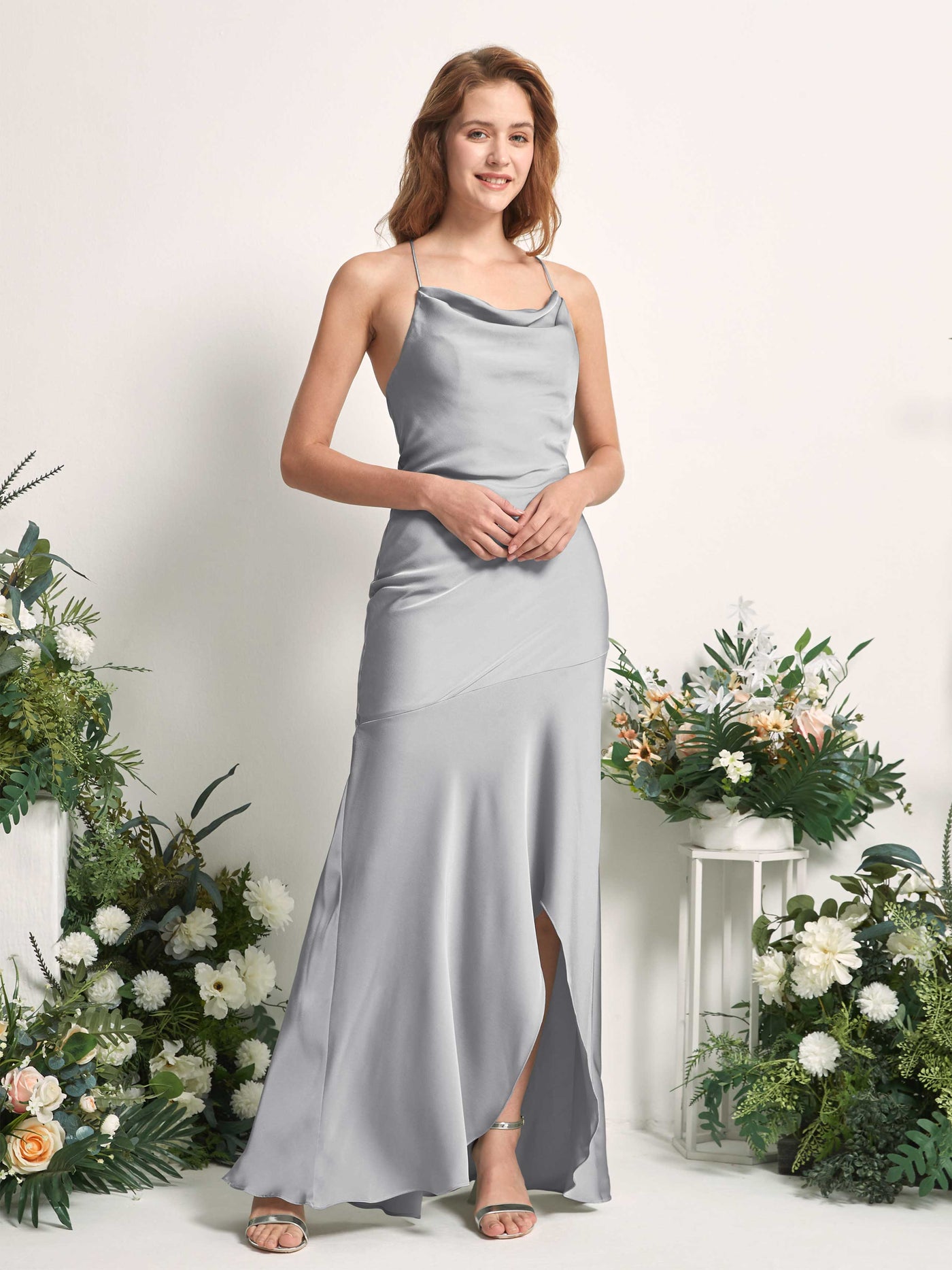 Carlyna Robe de demoiselle d'honneur Sirène Col bénitier Longueur ras du sol Gris Boussole #couleur_gris-boussole