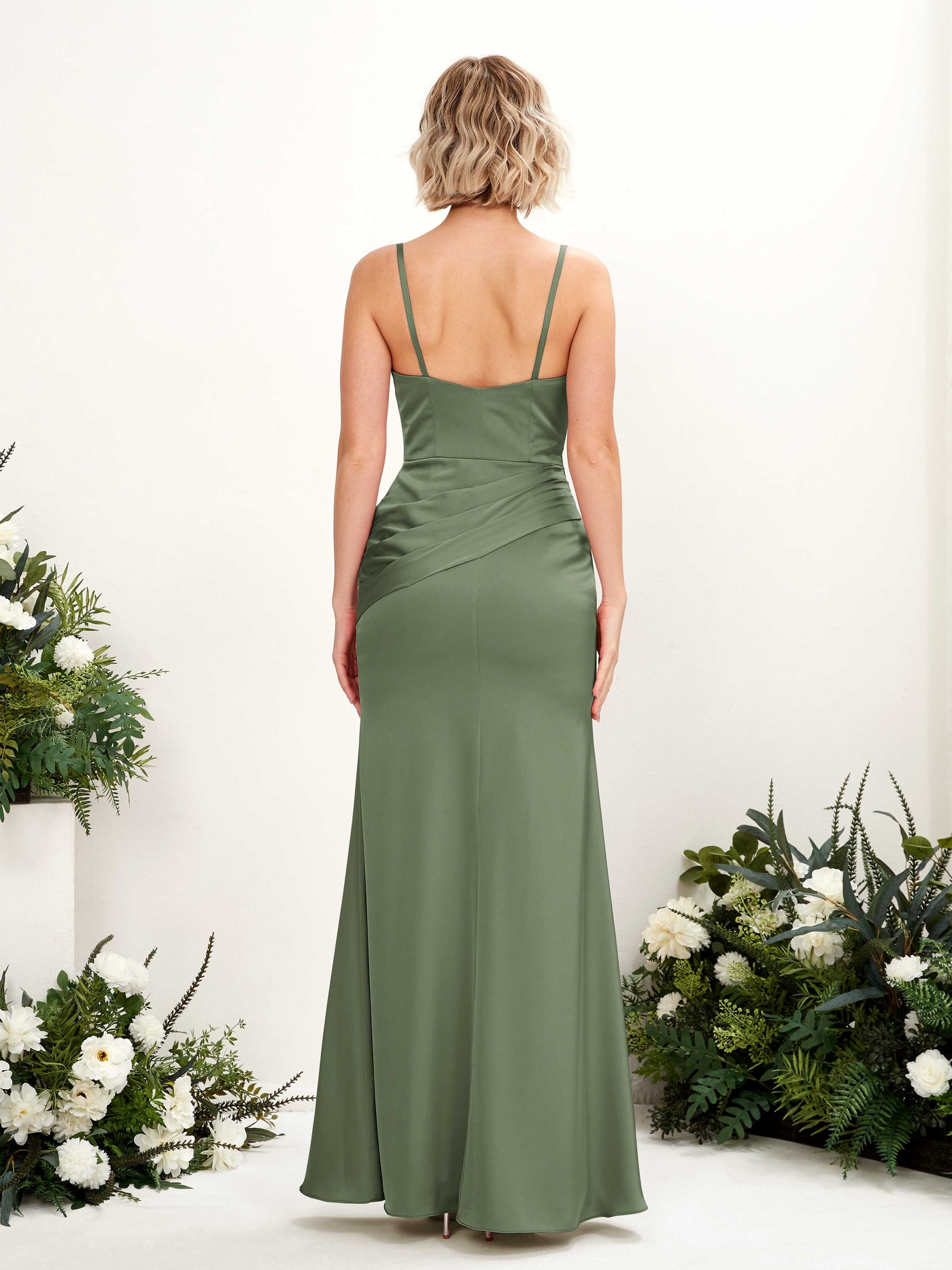 Carlyna Robe de demoiselle d'honneur sirène col V satin longueur ras du sol Olive #couleur_olive