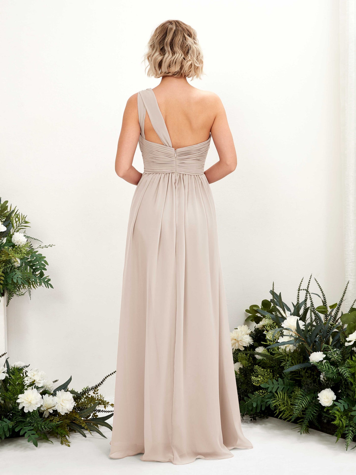 Carlyna Robe de demoiselle d'honneur trapèze froncée décolleté asymétrique longueur ras du sol Champagne #couleur_champagne