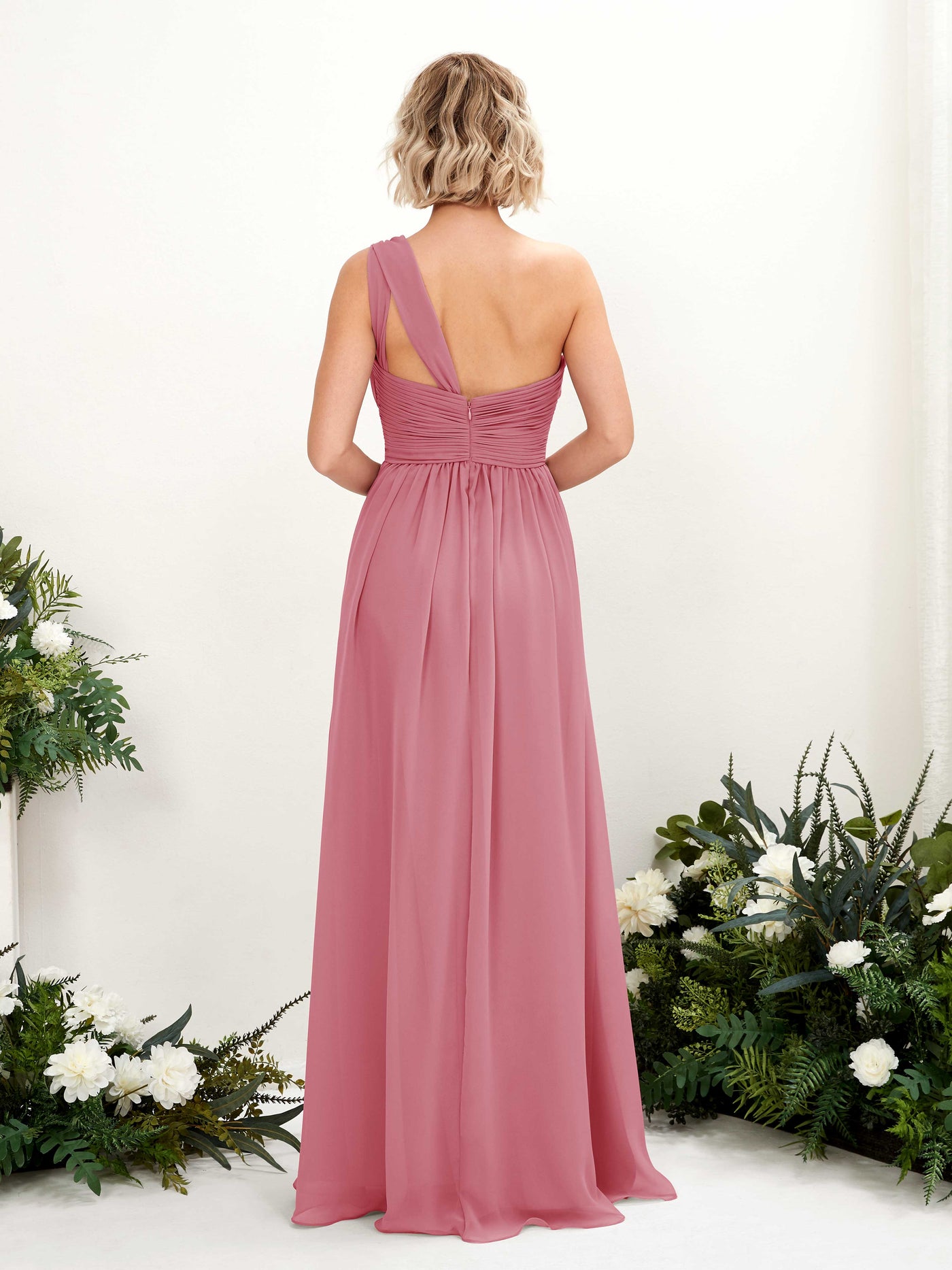 Carlyna Robe de demoiselle d'honneur trapèze froncée décolleté asymétrique longueur ras du sol Rose Du Désert #couleur_rose-du-d-sert