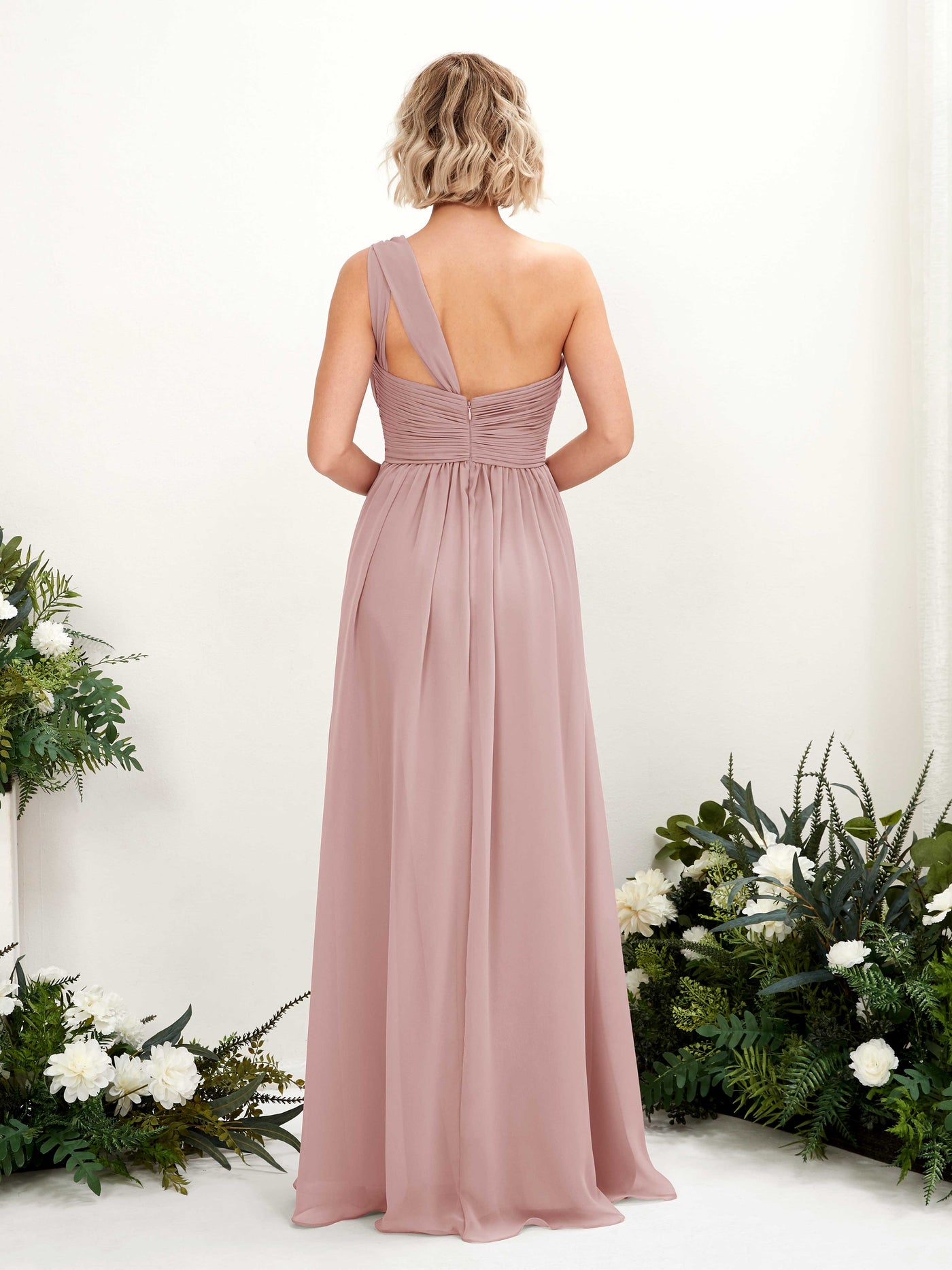 Carlyna Robe de demoiselle d'honneur trapèze froncée décolleté asymétrique longueur ras du sol Rose Poussiéreux #couleur_rose-poussi-reux