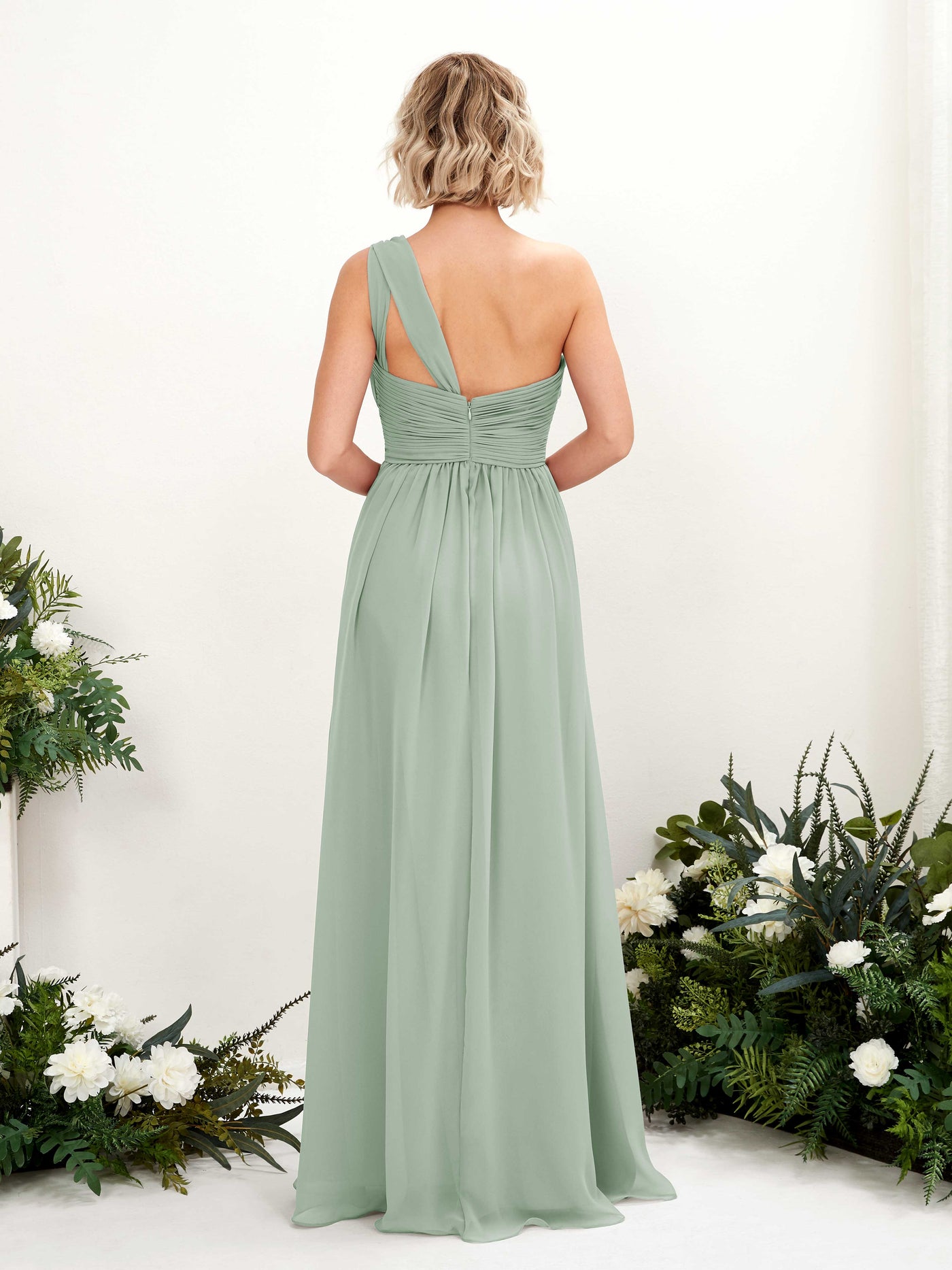 Carlyna Robe de demoiselle d'honneur trapèze froncée décolleté asymétrique longueur ras du sol Vert Sauge Foncé #couleur_vert-sauge-fonc