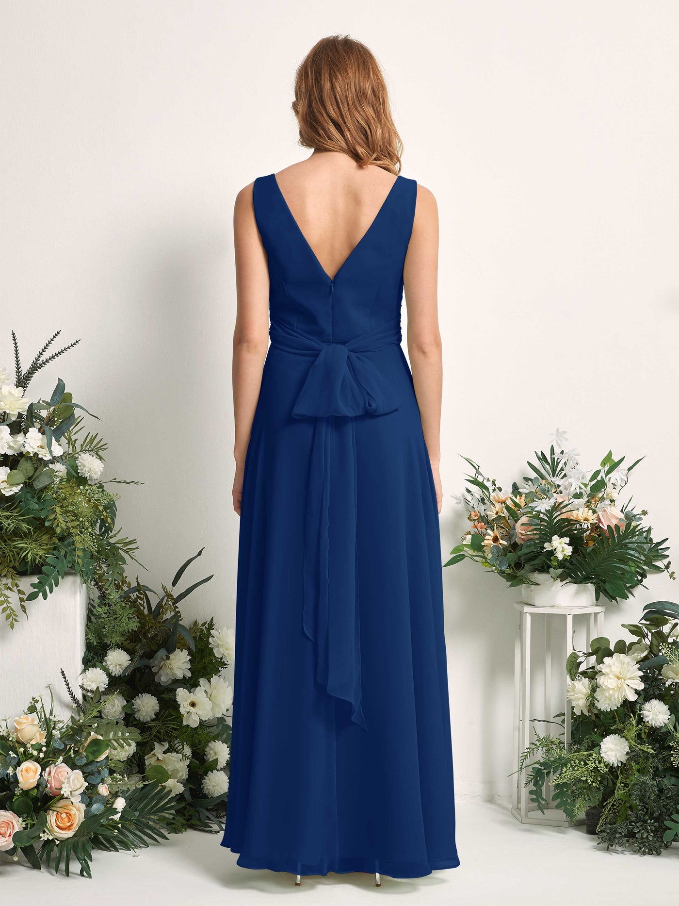 Carlyna Robe demoiselle d'honneur trapèze col V longueur ras du sol Bleu Roi #couleur_bleu-roi