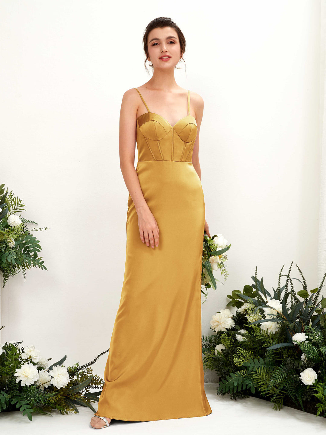 Carlyna Robe fourreau en satin col cœur longueur ras du sol demoiselle d&
