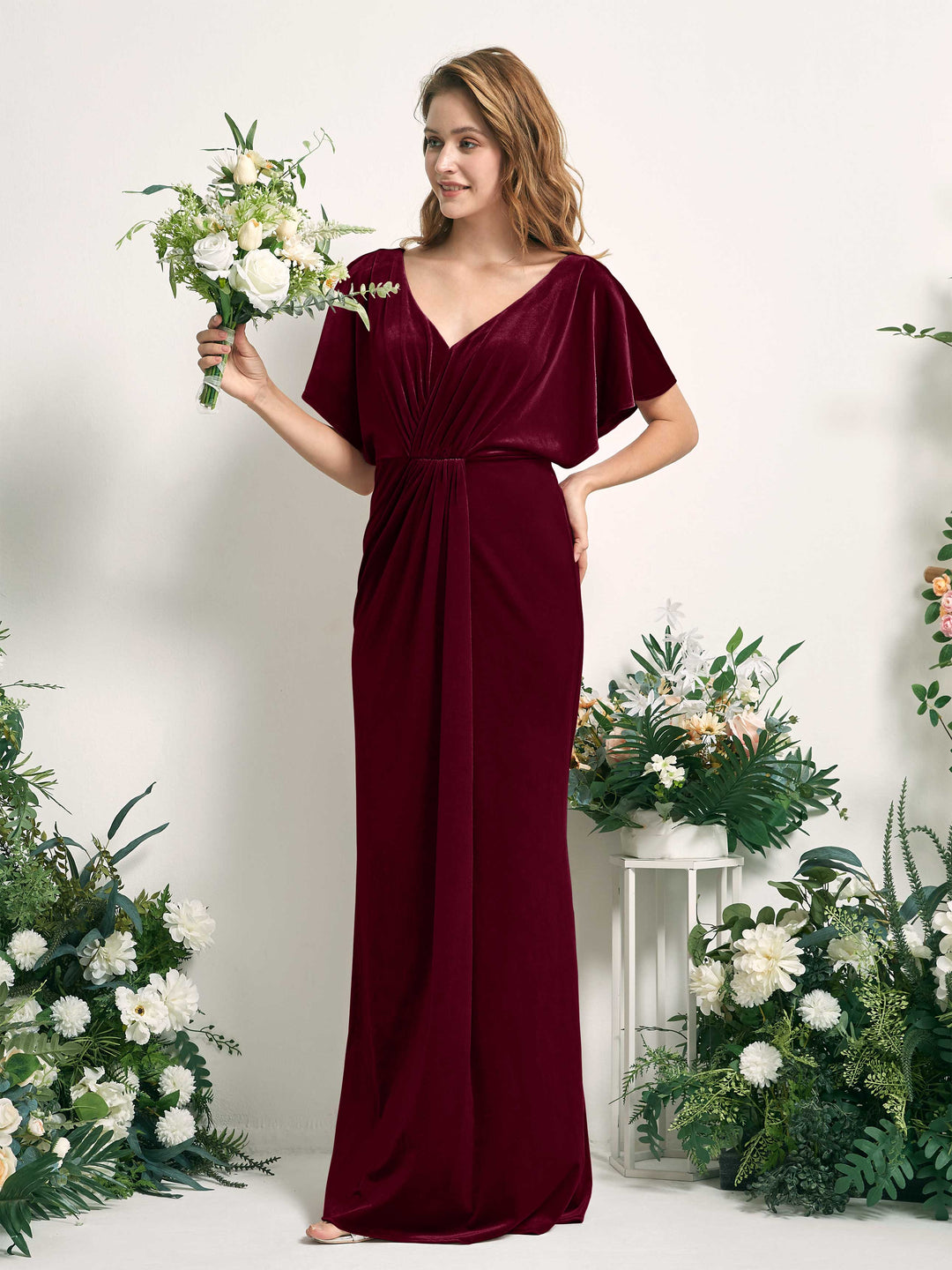 Carlyna Robe sirène col V froncée manches papillon velours longueur ras du sol Bordeaux 