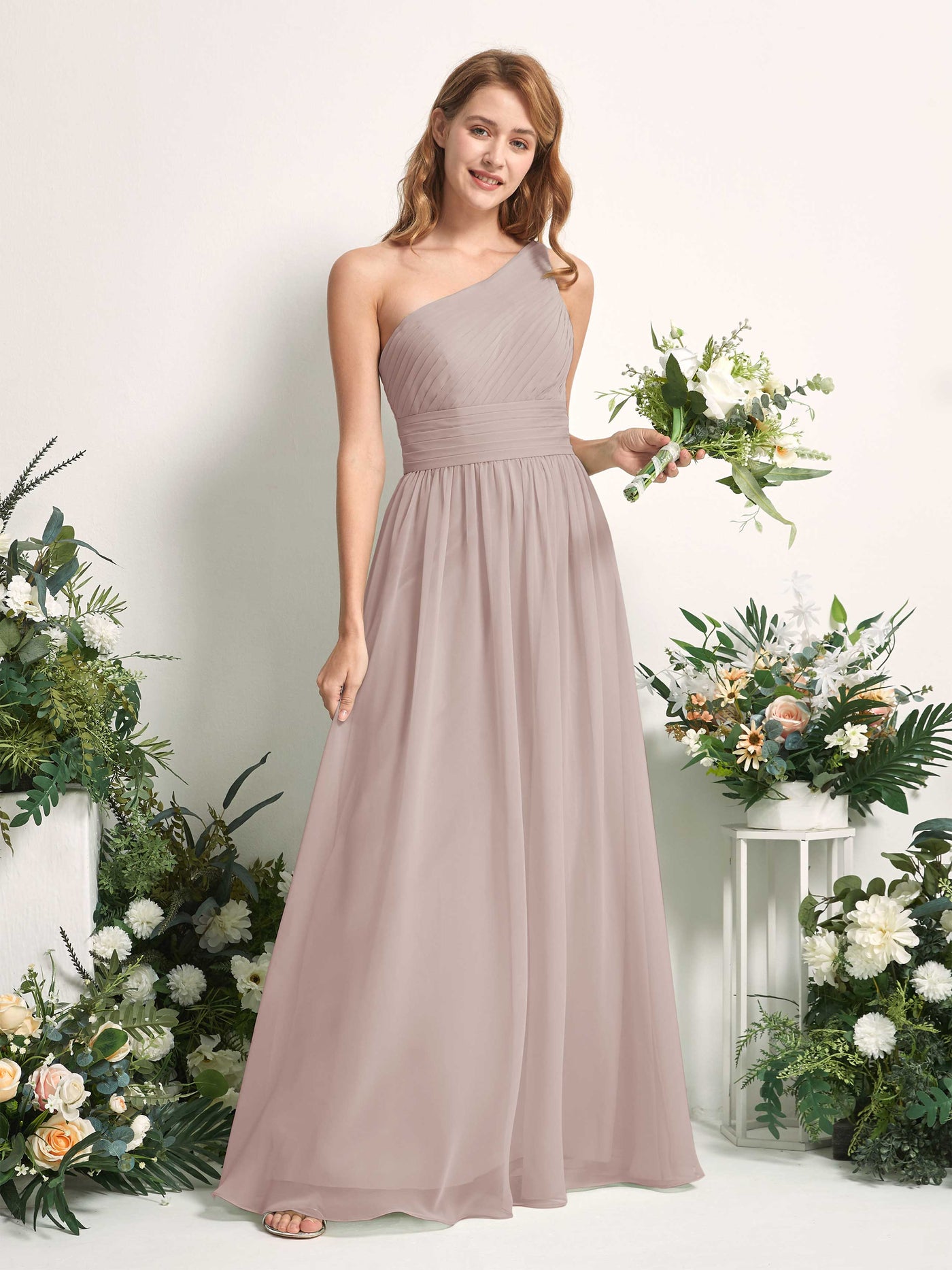 Carlyna Robe Trapèze Asymétrique Longueur ras du sol Mousseline Demoiselle d'honneur Taupe #couleur_taupe
