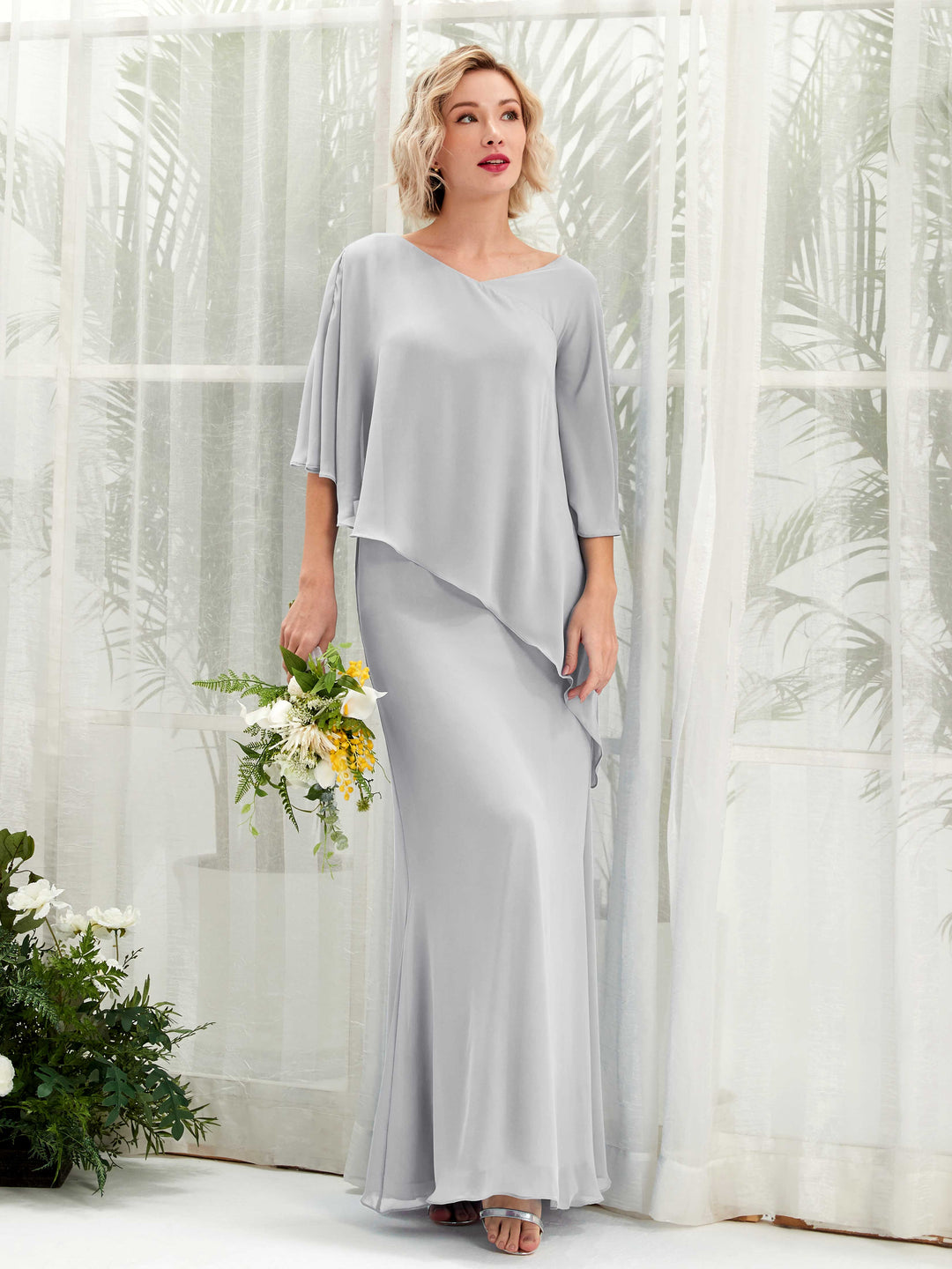 Carlyna Robe trapèze asymétrique manches cape demoiselle d&