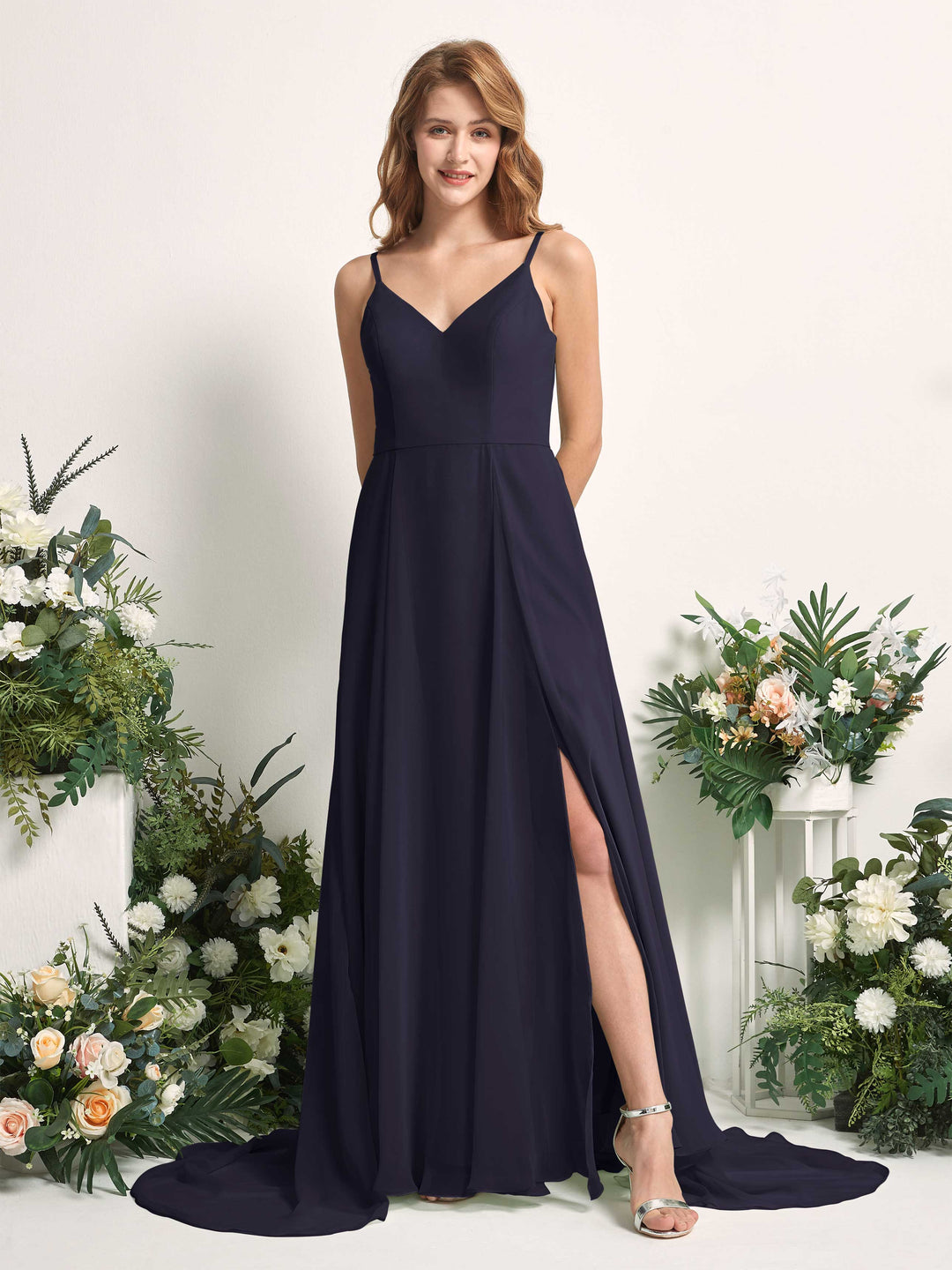 Carlyna Robe trapèze avec col V et fente sur la jambe longueur ras du sol demoiselle d&