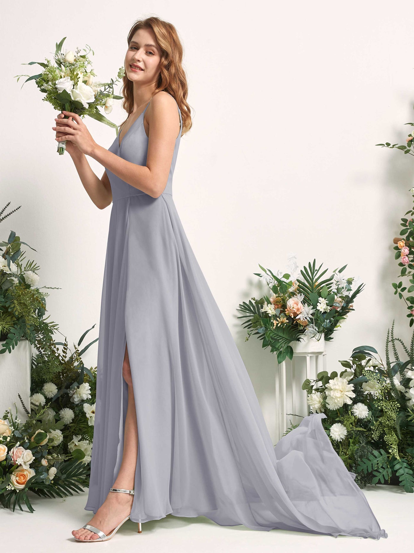Carlyna Robe trapèze avec col V et fente sur la jambe longueur ras du sol demoiselle d'honneur Lavande Poudrée #couleur_lavande-poudr-e
