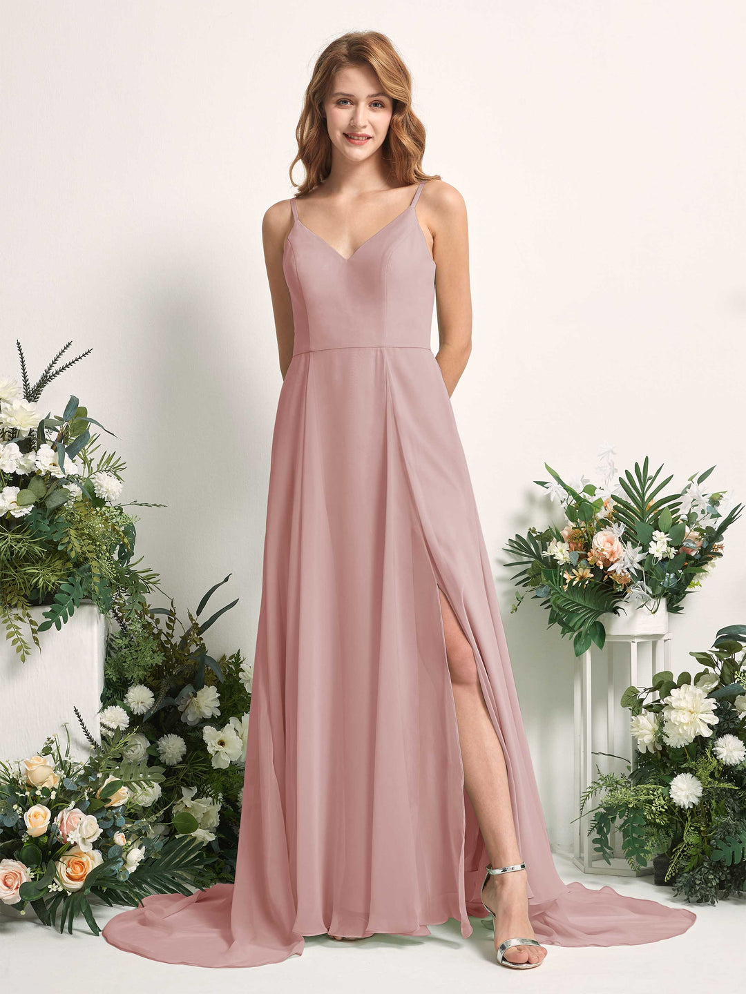 Carlyna Robe trapèze avec col V et fente sur la jambe longueur ras du sol demoiselle d&