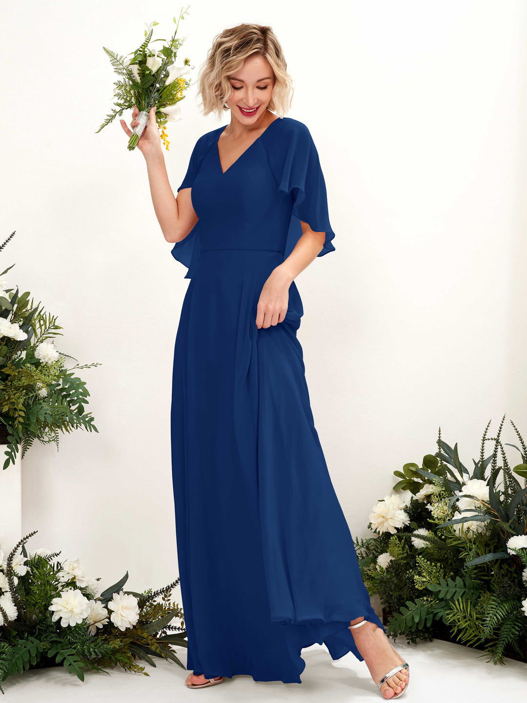 Carlyna Robe trapèze avec col V et manches cape longueur au sol robe de demoiselle d&
