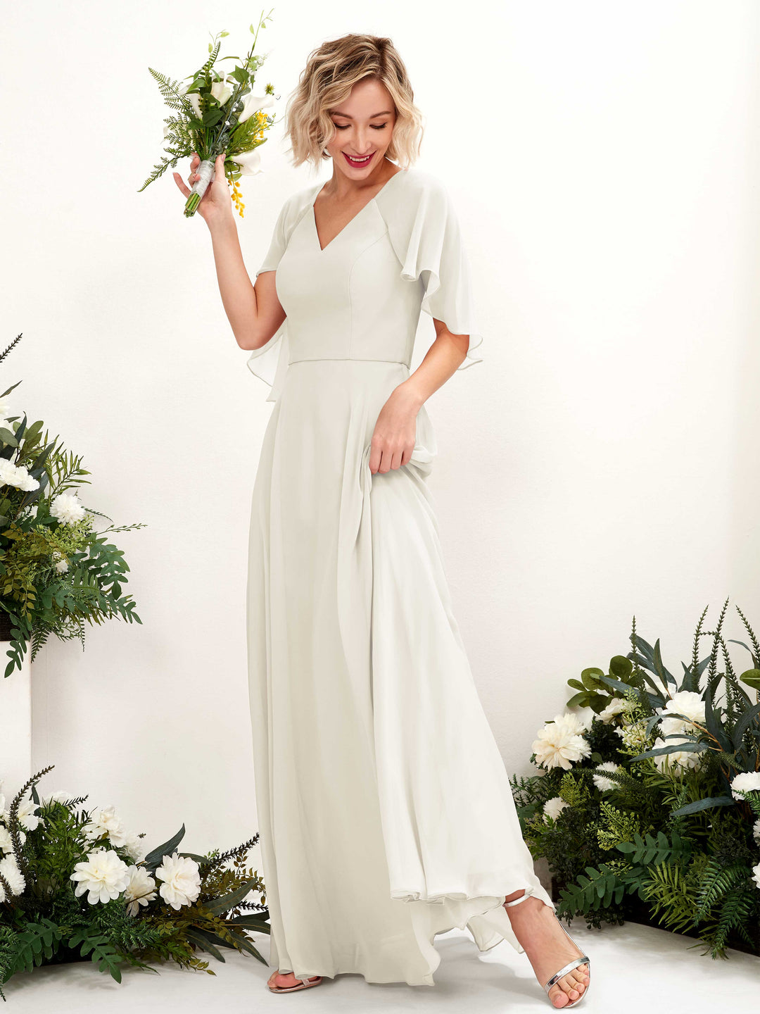 Carlyna Robe trapèze avec col V et manches cape longueur au sol robe de demoiselle d&