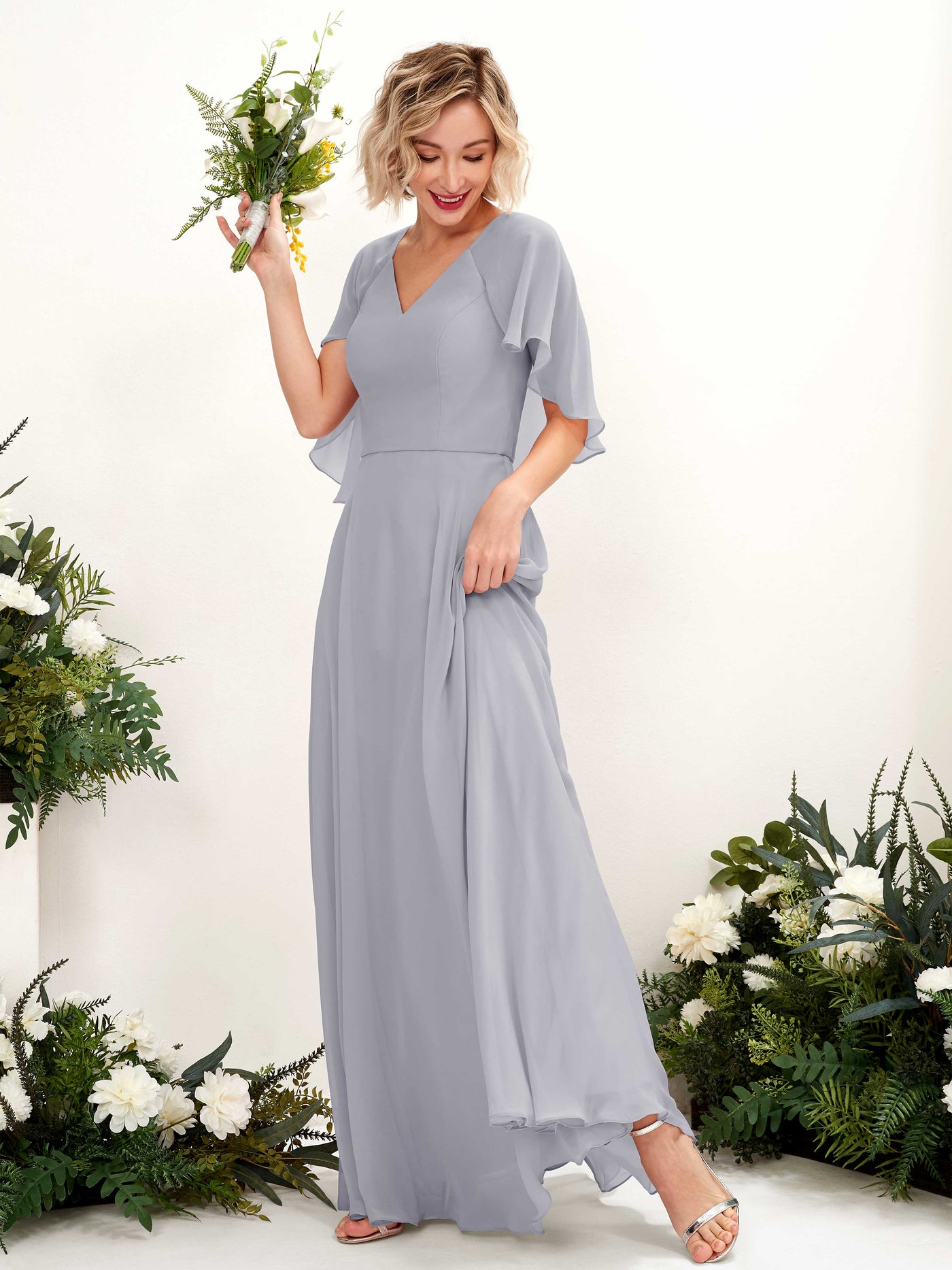 Carlyna Robe trapèze avec col V et manches cape longueur au sol robe de demoiselle d'honneur Lavande Poudrée #couleur_lavande-poudr-e