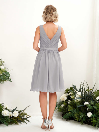 Carlyna Robe trapèze avec col V longueur genou mousseline Gris Boussole #couleur_gris-boussole