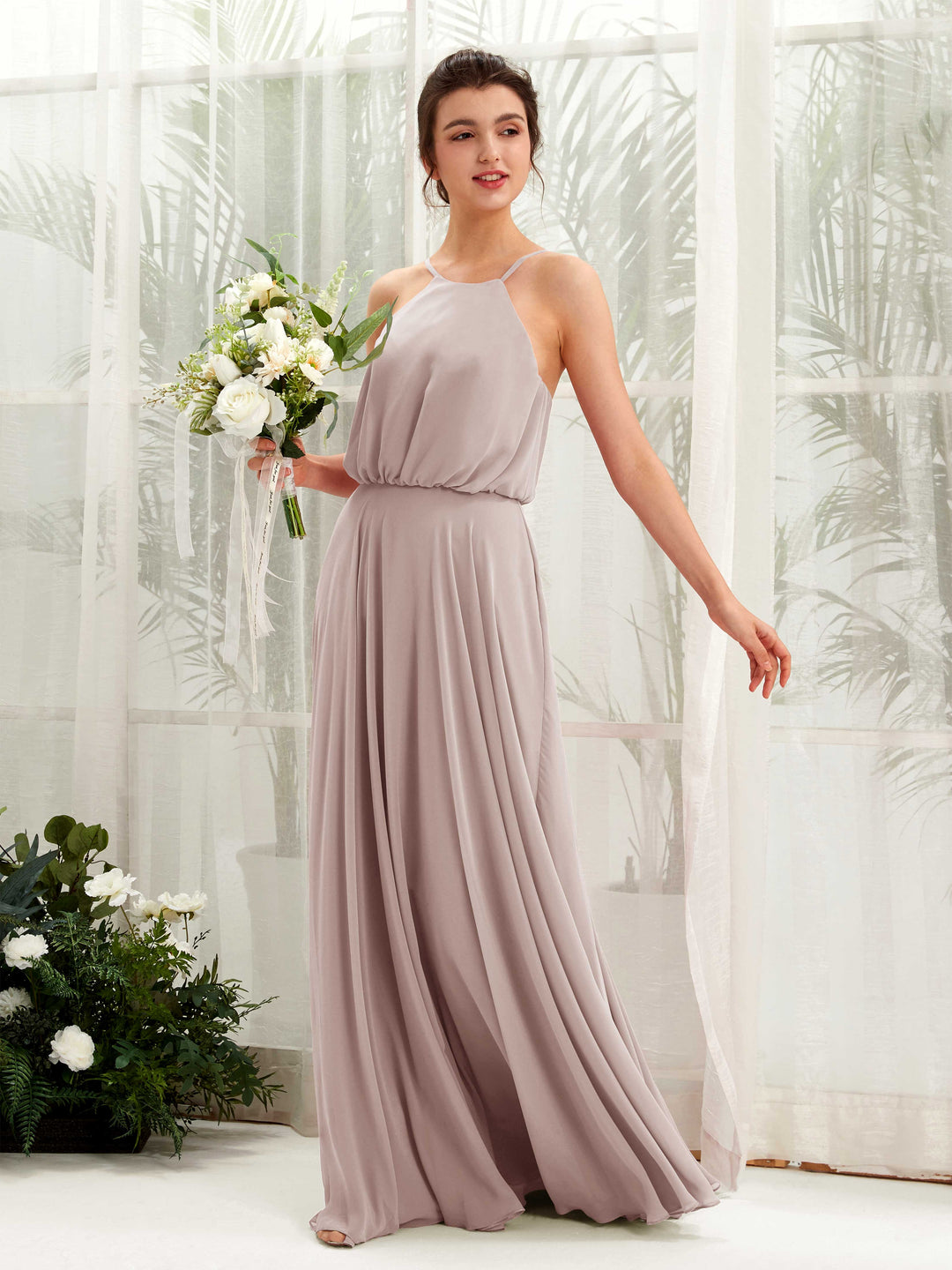Carlyna Robe trapèze bretelles spaghetti mousseline longueur ras du sol Taupe 